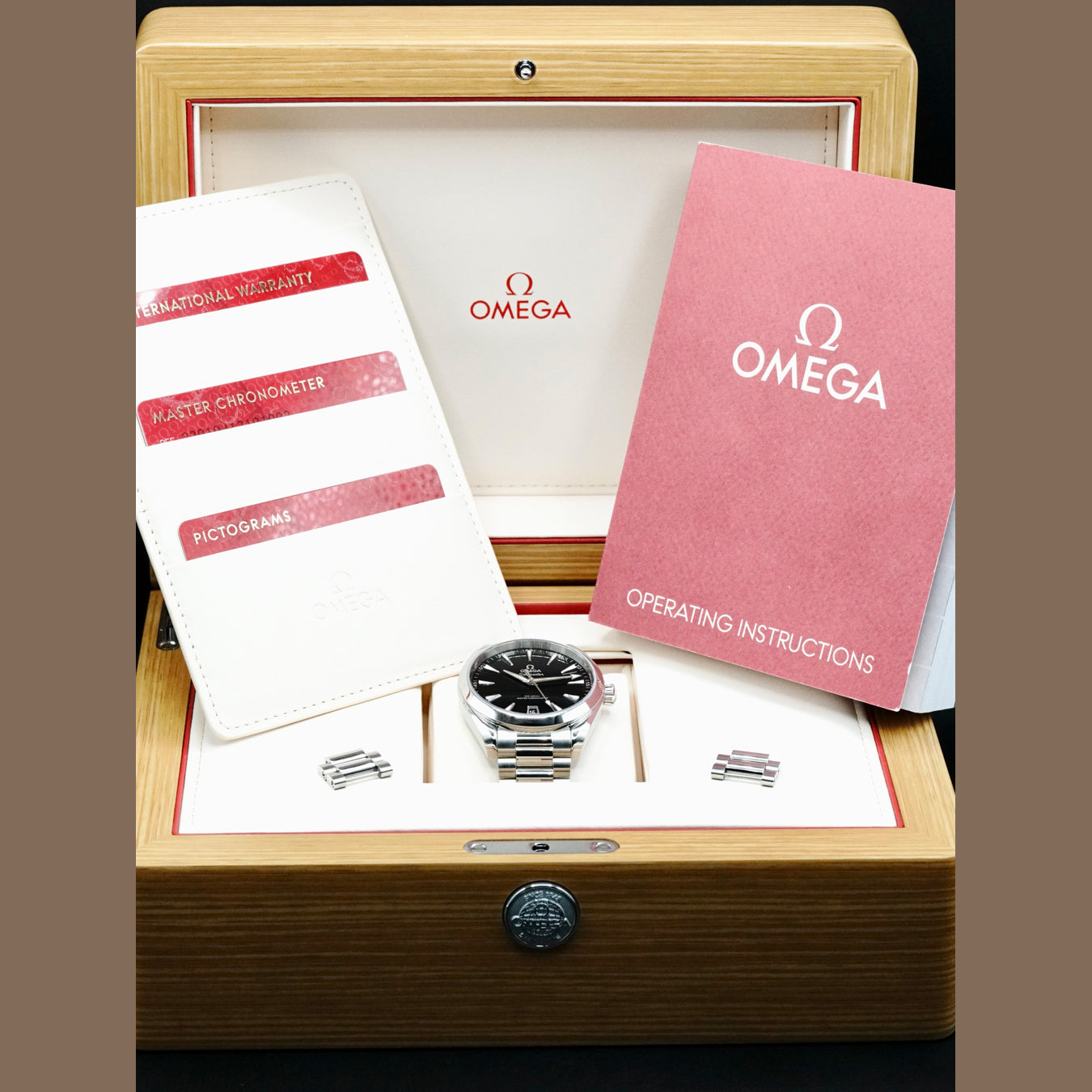 Omega 220.10.41.21.01.002 Seamaster Aqua Terra 150M 41mm Black Steel on Bracelet