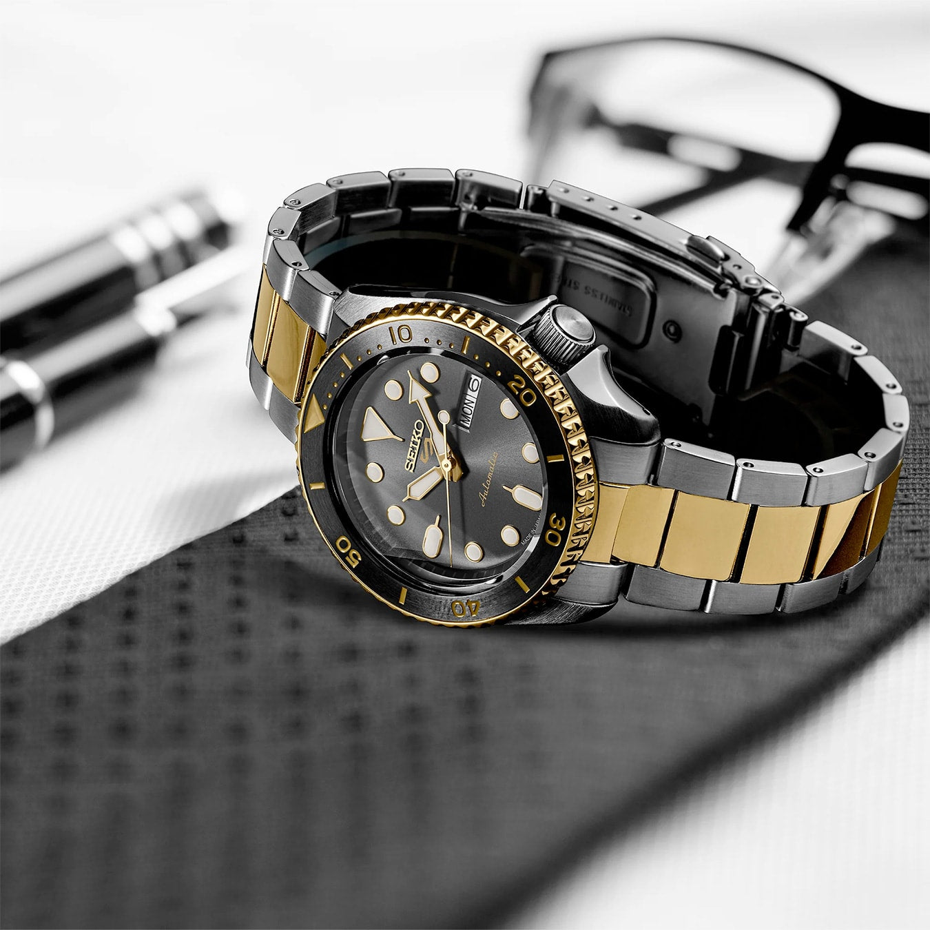 Seiko 5 Sports SRPK22 SGP Automatic Gray Dial