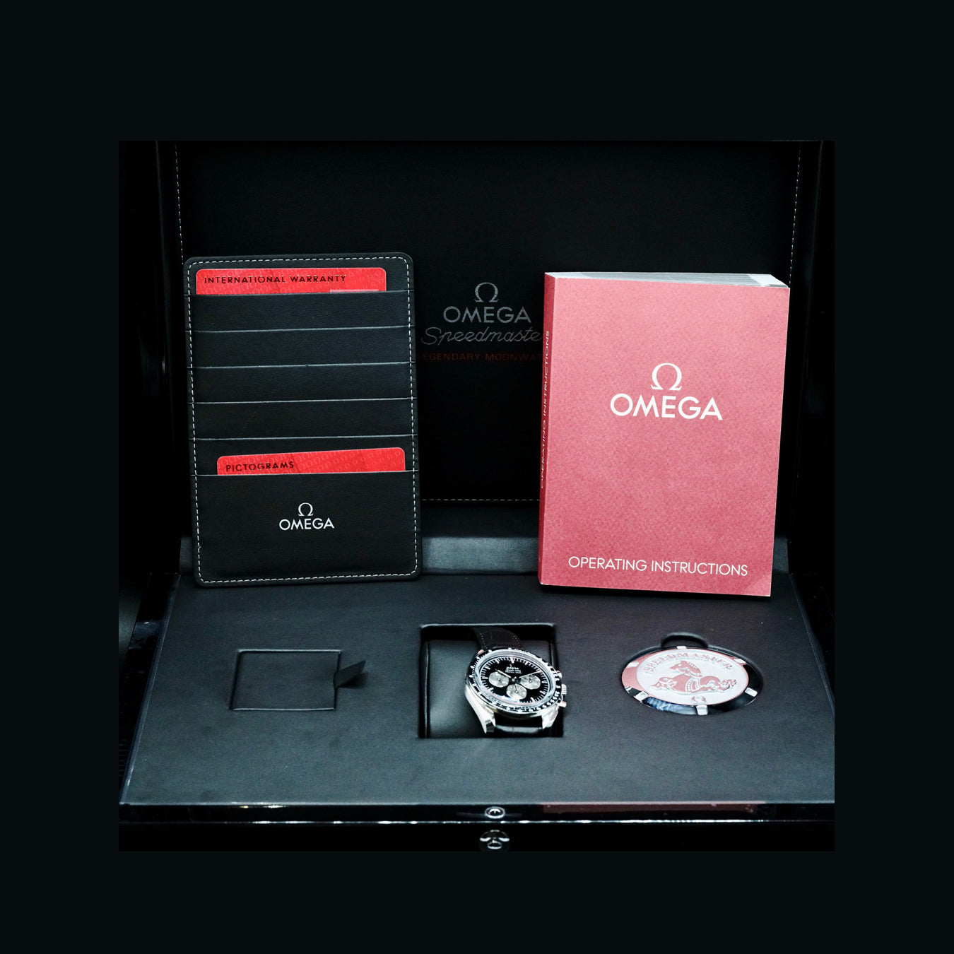 Omega 311.93.42.30.99.001 Speedmaster Moonwatch  Calibre 321