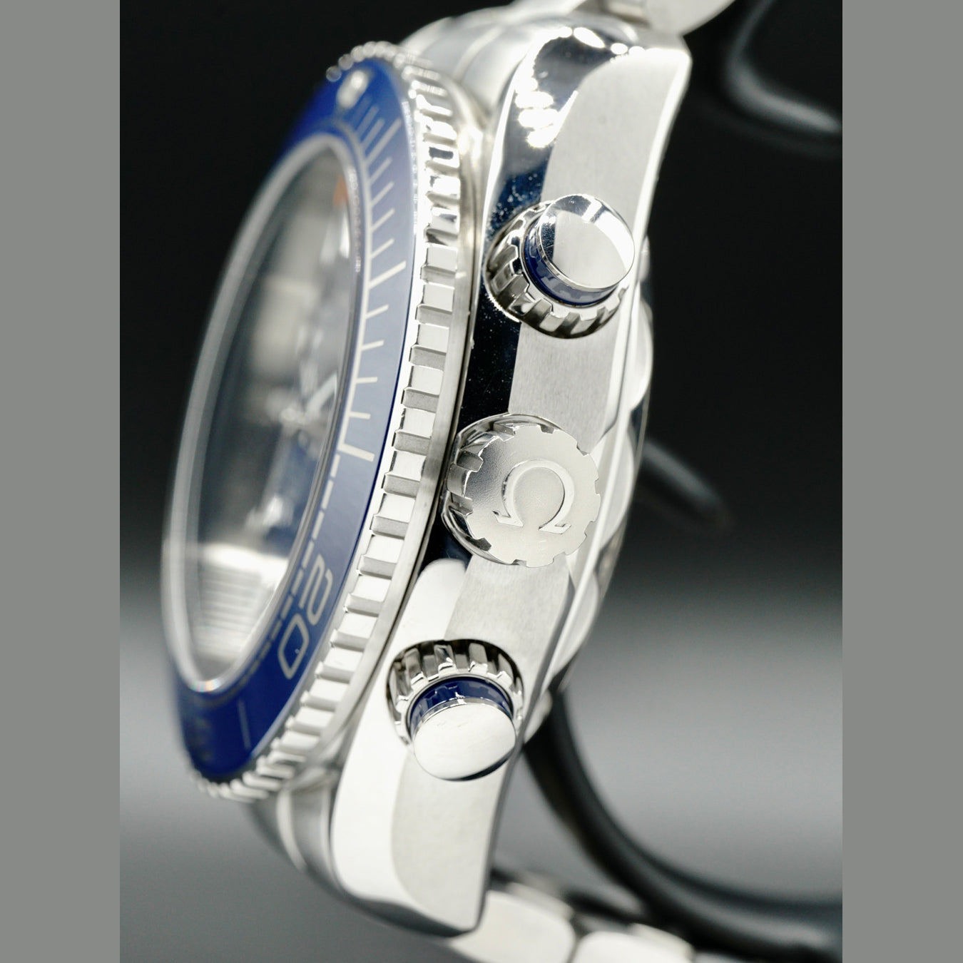 Omega 215.30.46.51.03.001 Planet Ocean 600M Co-Axial Master Chronometer Chronograph 45.5mm