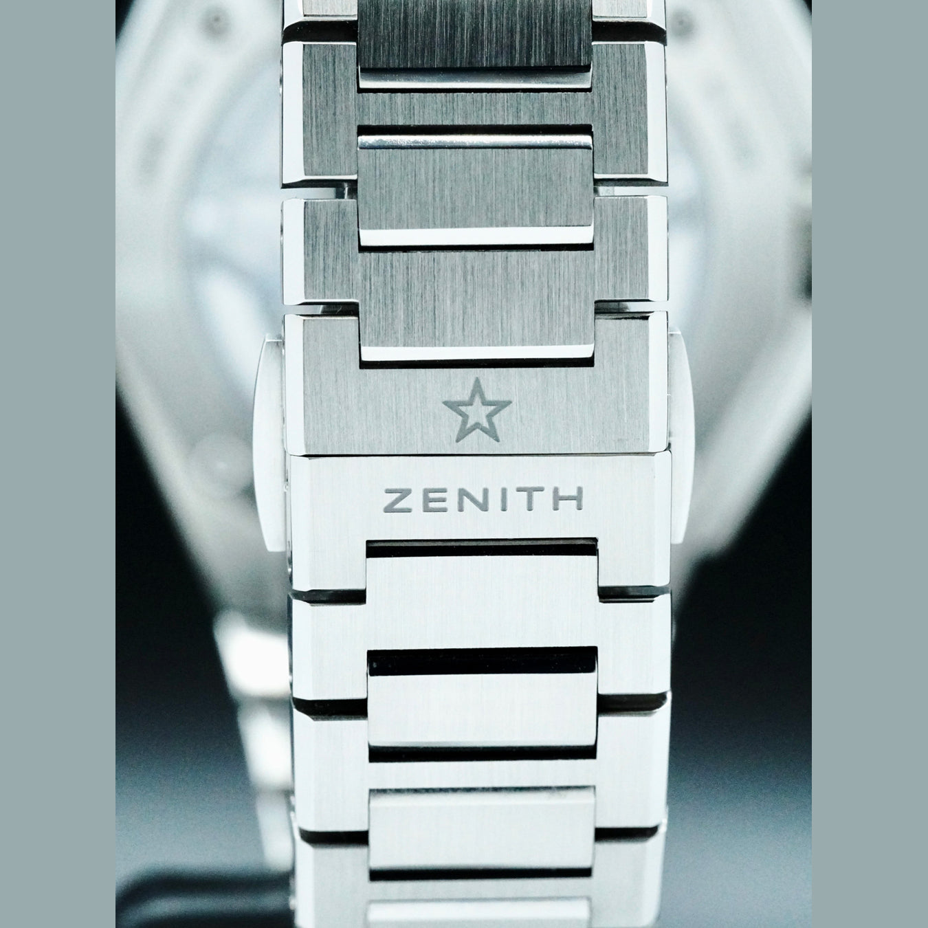 Zenith 95.9600.3620/21.I300 Zenith Defy Extreme Diver
