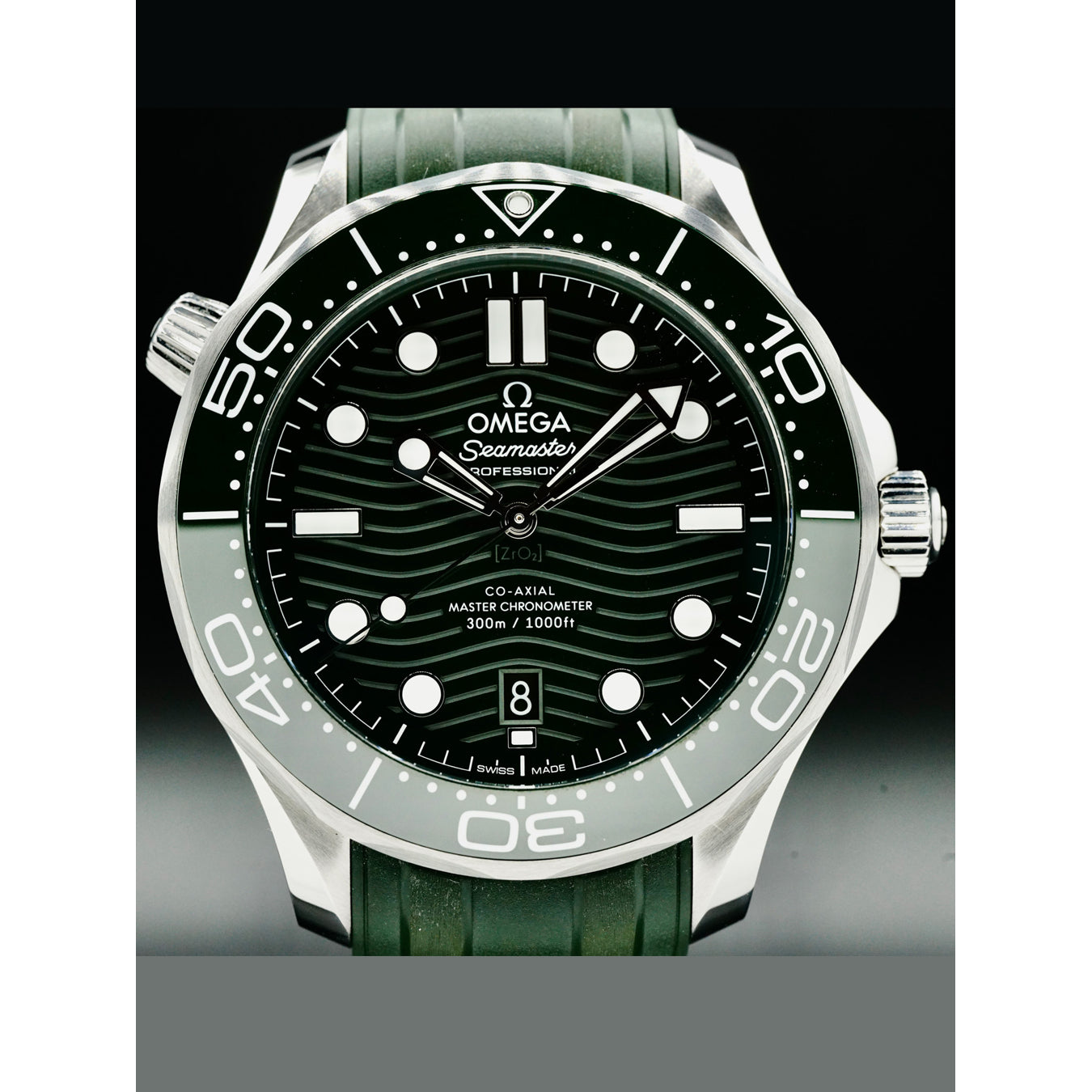 Omega 210.30.42.20.10.001 Seamaster Diver 300M Green Dial