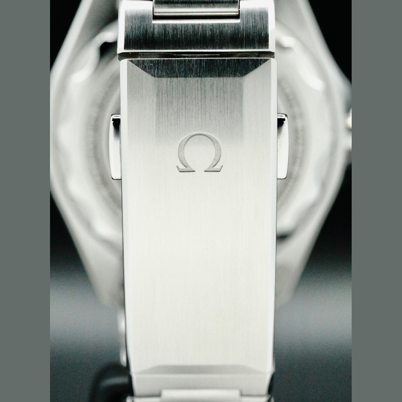 Omega 215.30.46.21.03.001 Seamaster Ultra Deep 6000M