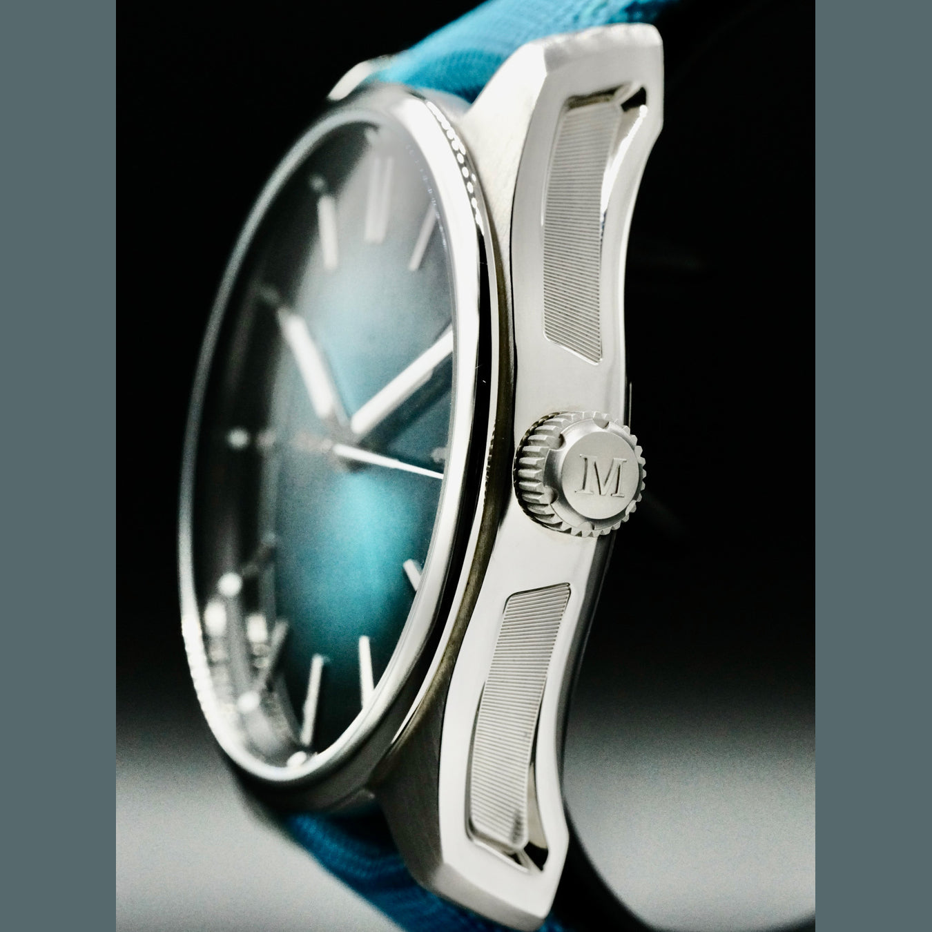 H. Moser & Cie. 3200-1214 Pioneer Centre Seconds Mega Cool