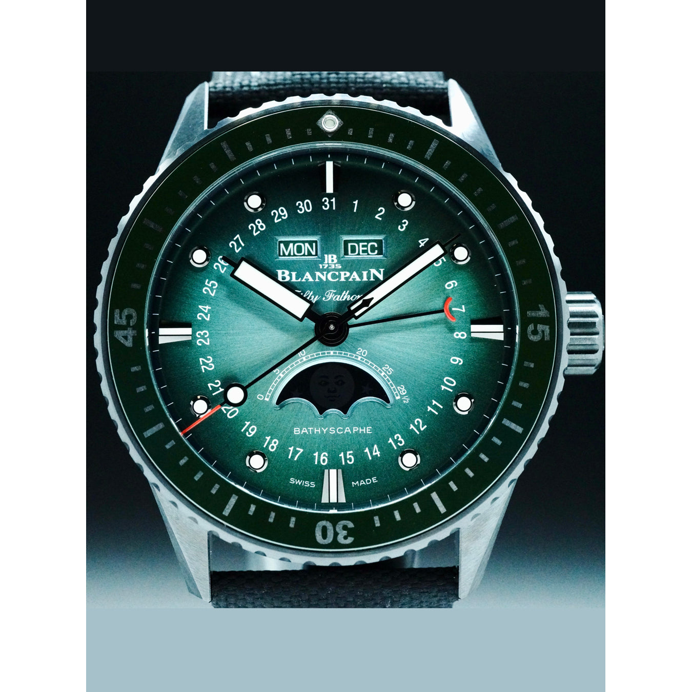 Blancpain 5054 0153 B52A Fifty Fathoms Bathyscaphe Quantieme Complet Phases de Lune Sunburst Green Dial