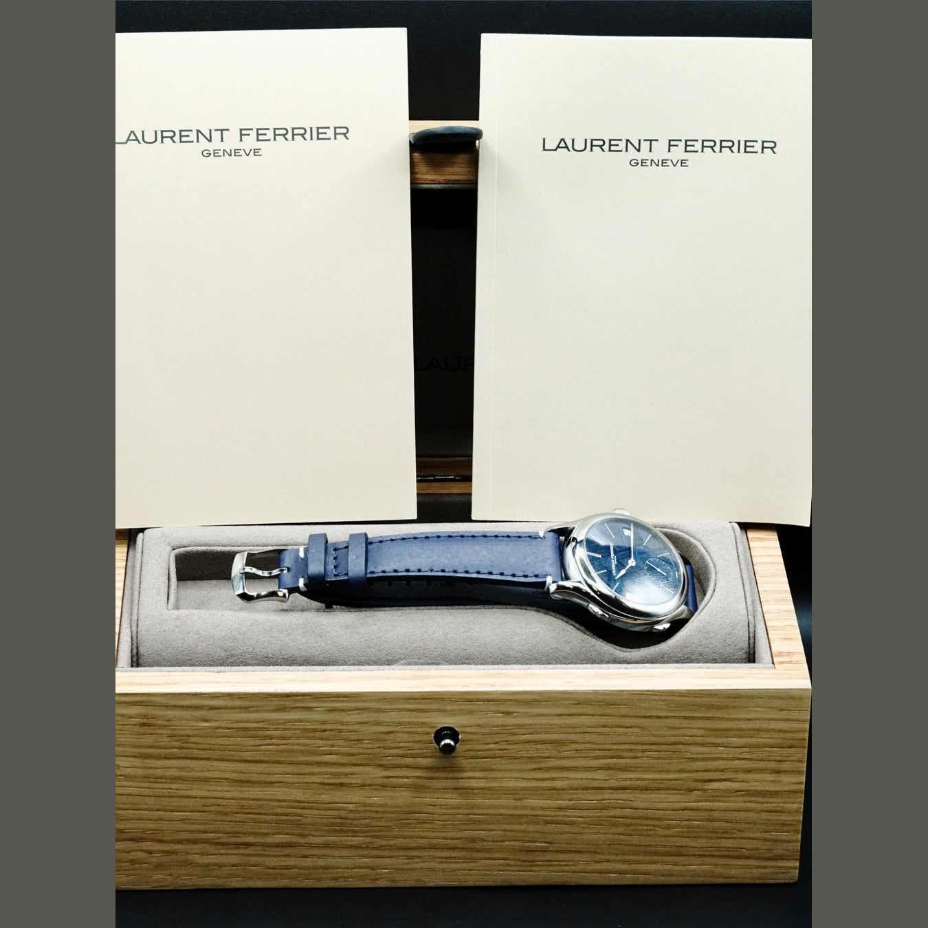 Laurent Ferrier LCF007.T1.MG1 Classic Traveller Meteorite