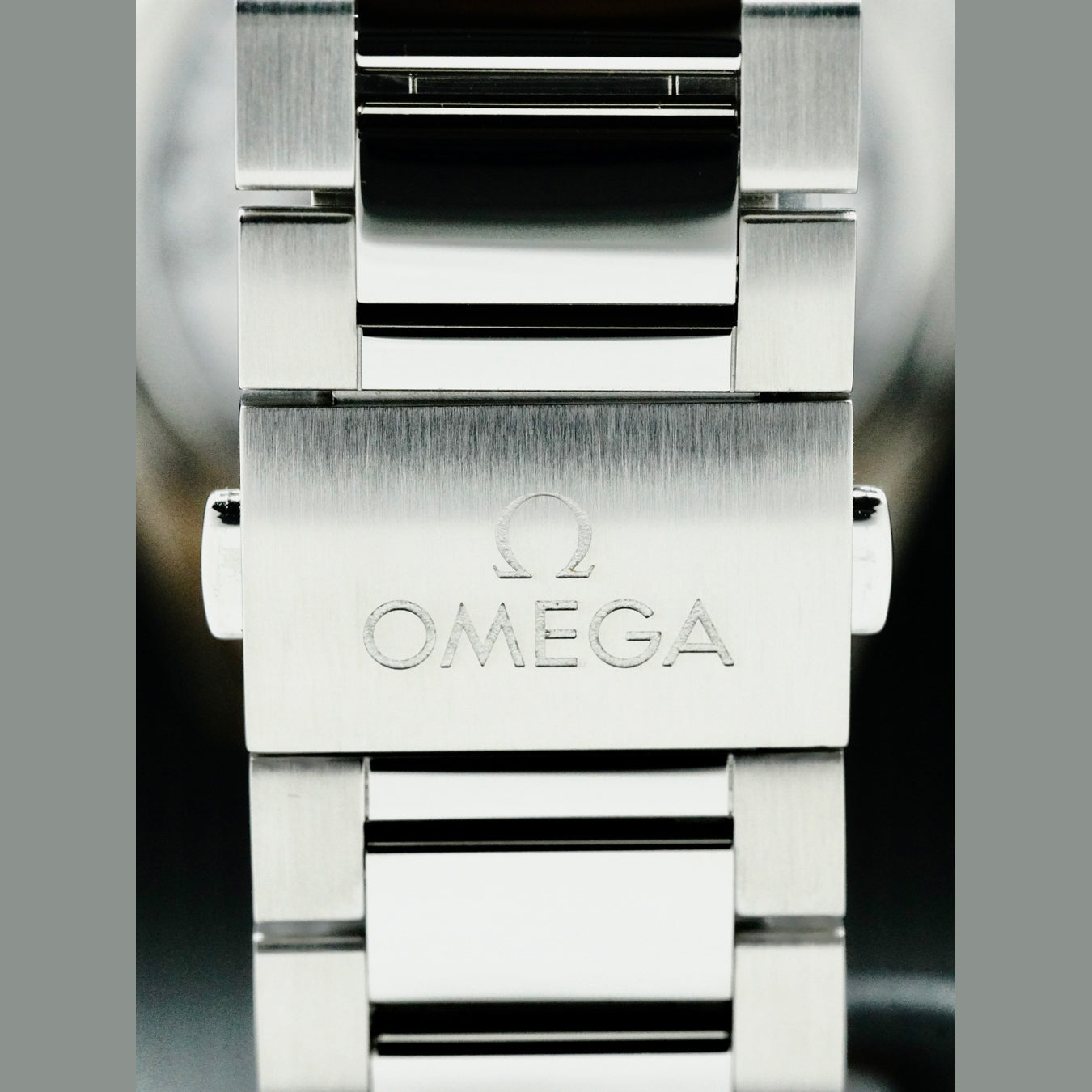 Omega 220.10.41.21.03.004 Aqua Terra 150M Co-Axial Master Chronometer