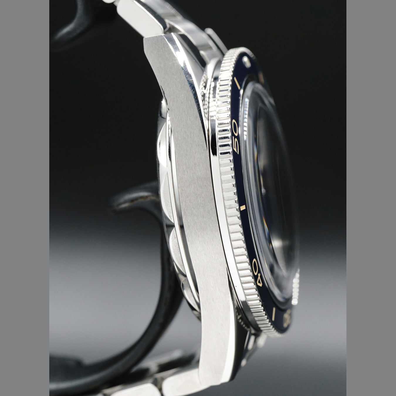 Omega 234.30.41.21.03.001 Seamaster 300 Master Chronometer