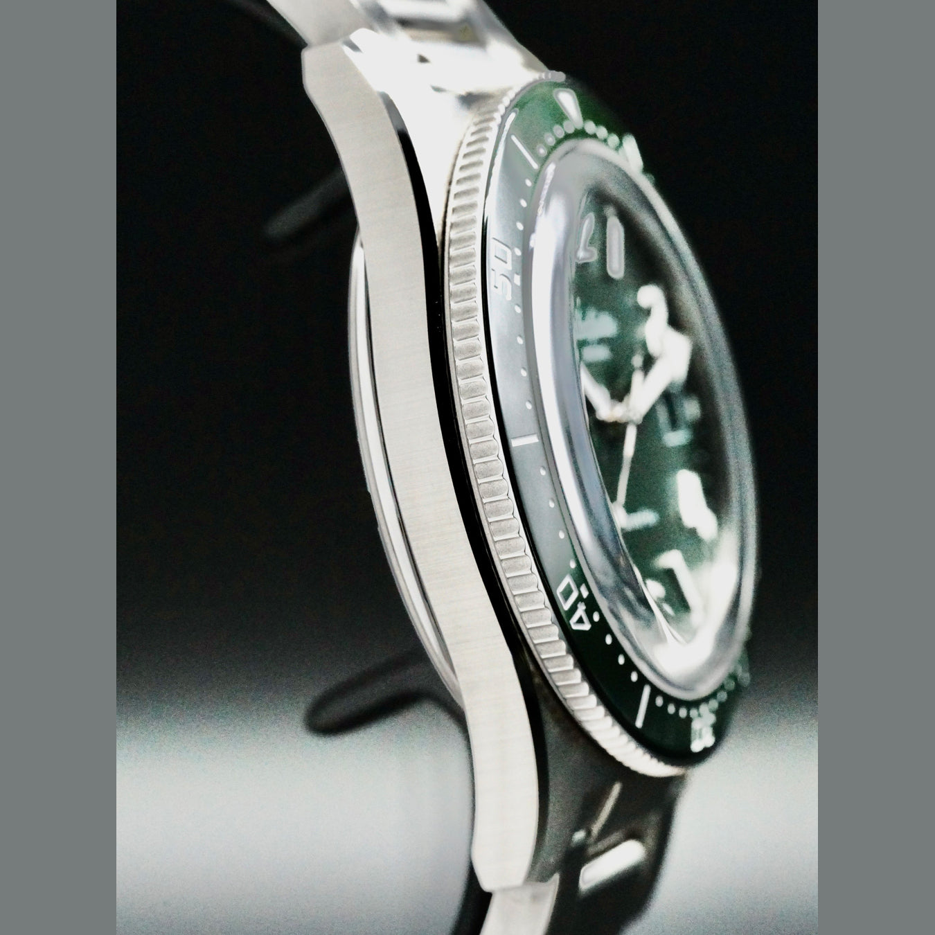 Glashütte Original 1-39-11-13-83-70 SeaQ Reed Green Dial on Bracelet