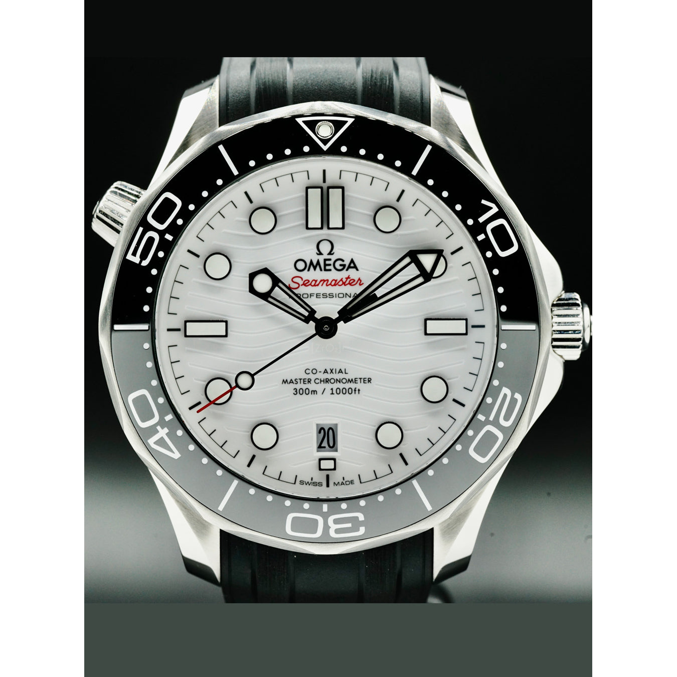 Omega 210.32.42.20.04.001 Seamaster 300M Diver White Dial