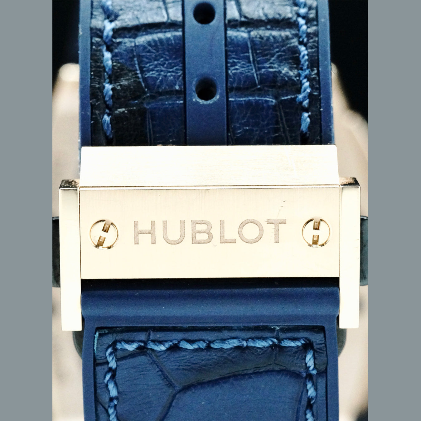Hublot 641.OX.7180.LR Spirit of Big Bang King Gold Blue 42mm