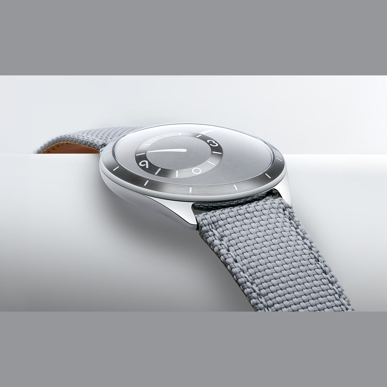 Ressence Type 9 Grey 39mm