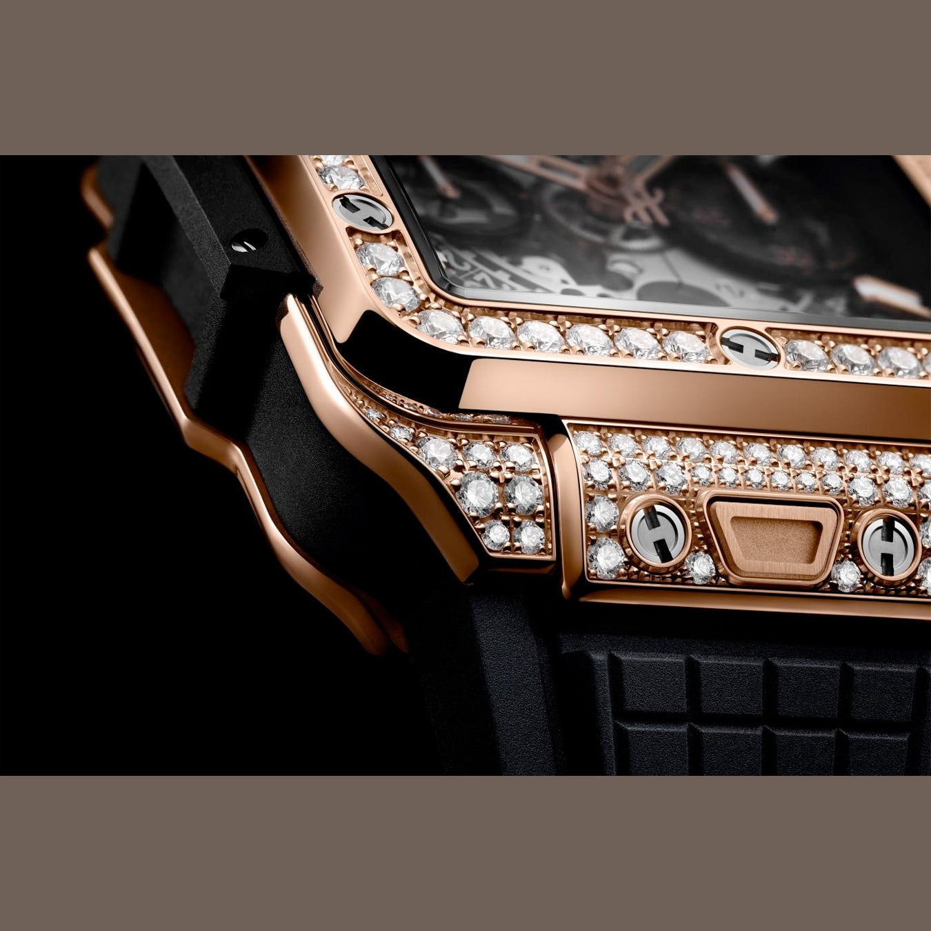 Hublot 821.OX.0180.RX.1604 Square Bang Unico King Gold Pavé 42mm