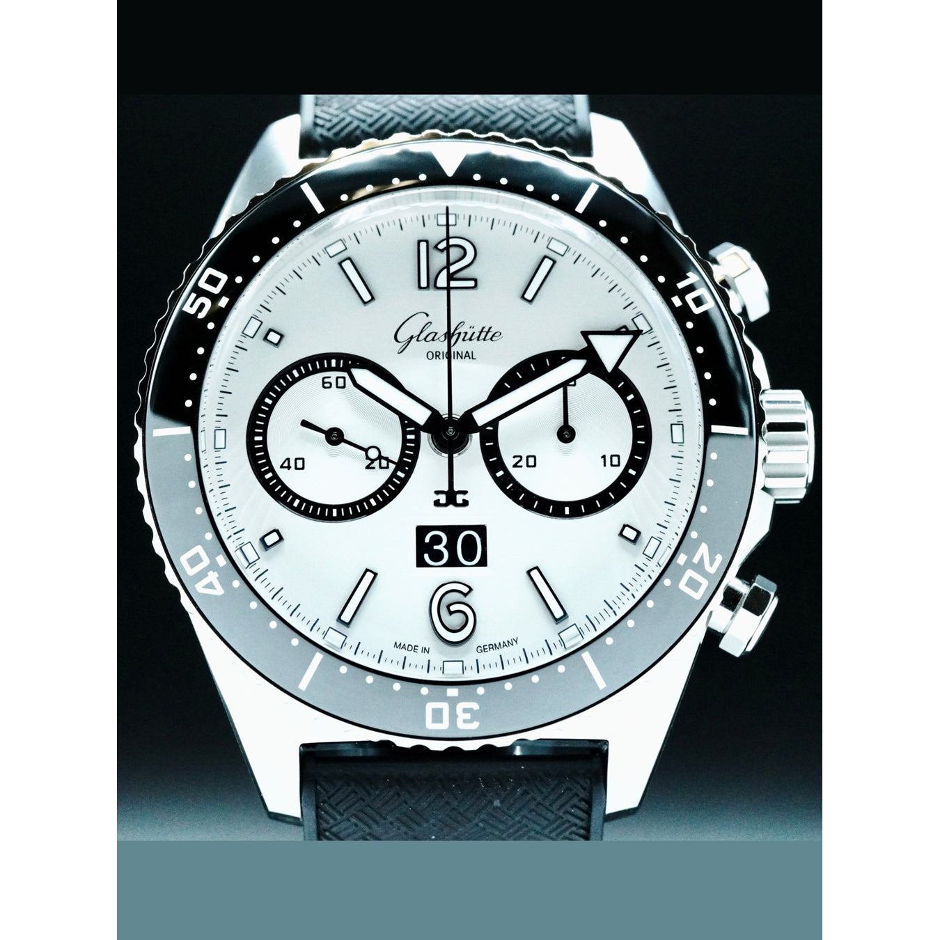 Glashütte Original SeaQ Chronograph "Panda" on Black Rubber Strap 1-37-23-03-80-33