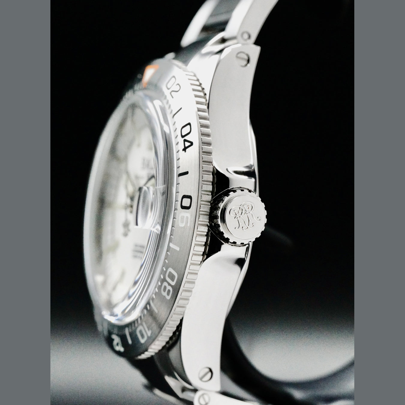 Ball Engineer III Outlier 40mm White Dial DG9000B-S1C-WH
