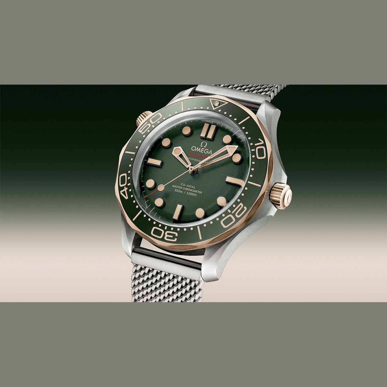 Omega 210.90.42.20.10.001 Seamaster Diver 300M Green Dial Titanium Bronze Gold on Titanium Bracelet