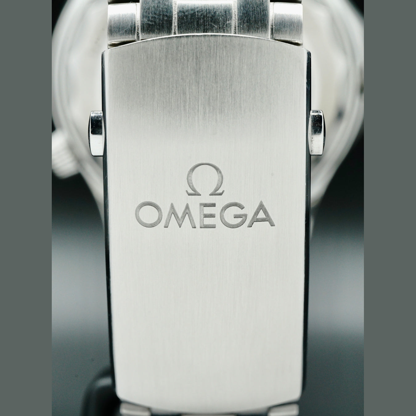 Omega 210.30.42.20.03.001 Seamaster Diver 300M Co-Axial Master Chronometer on Bracelet