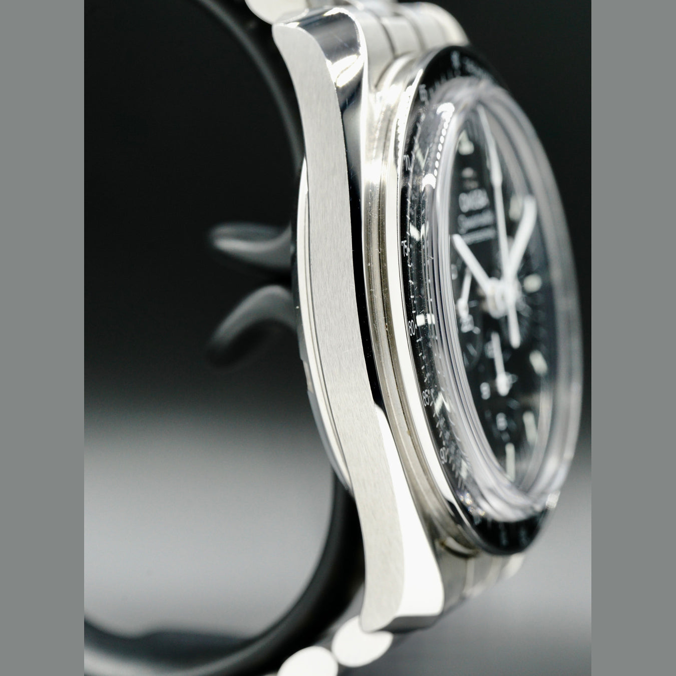 Omega 310.30.42.50.01.002 Speedmaster Moonwatch Professional Master Chronograph