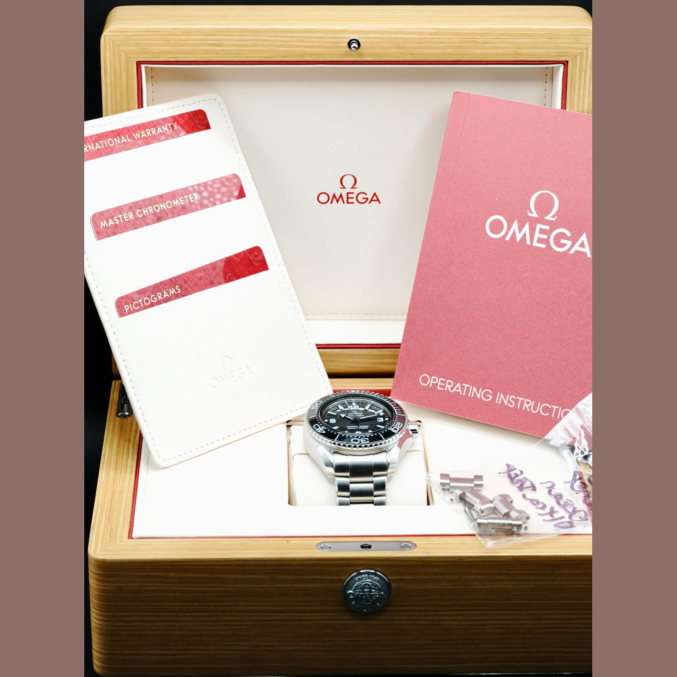 Omega 215.30.46.21.03.002 Seamaster Ultra Deep 6000M Summer Blue