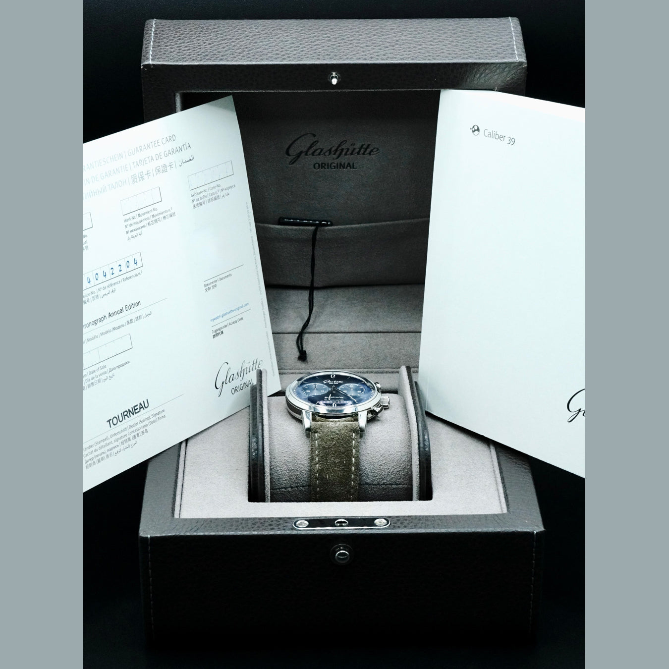 Glashütte Original 1-39-34-04-22-04 Sixties Chronograph Glacier Blue