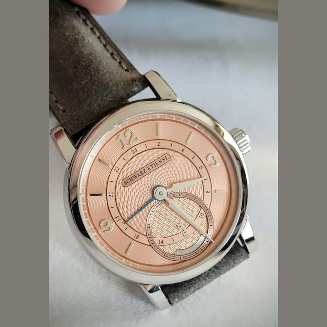 Schwarz Etienne Roma Synergy GMT Salmon Dial by Kari Voutilainen Limited Edition (39mm)