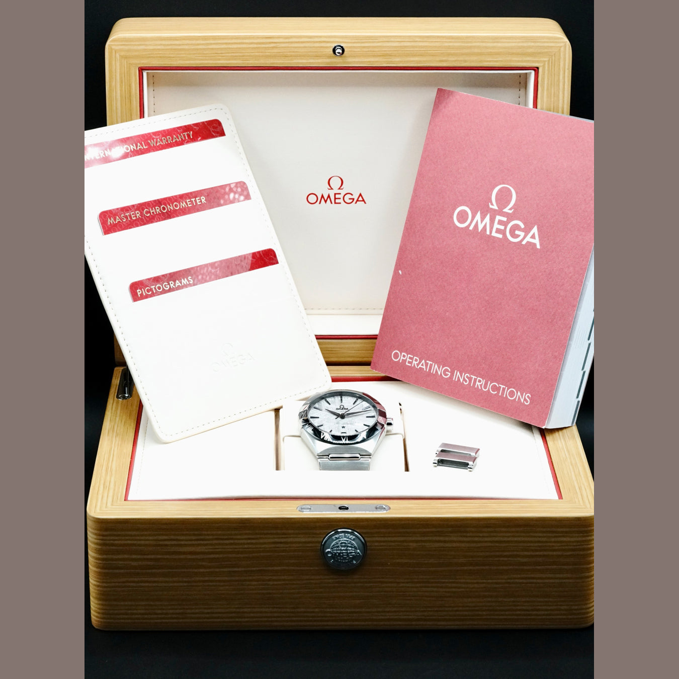 Omega 131.30.41.21.99.001 Constellation Steel on Steel 41mm