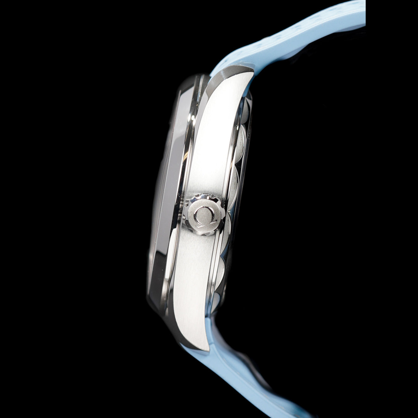 Omega 220.12.43.22.03.002 Seamaster Aqua Terra 150M Worldtimer Summer Blue on Strap