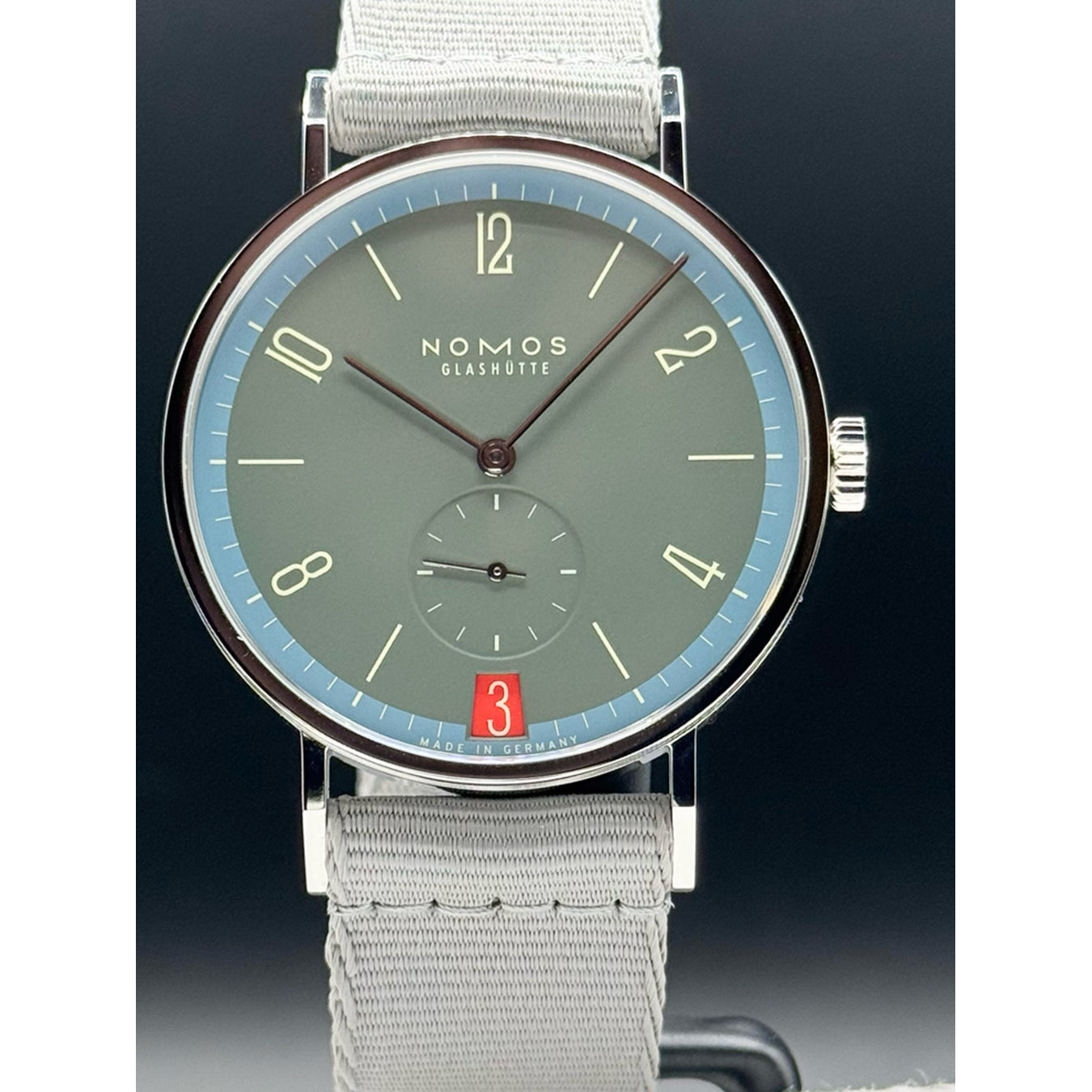 NOMOS Glashütte 179.S18 Tangente 38 Date Lakritze