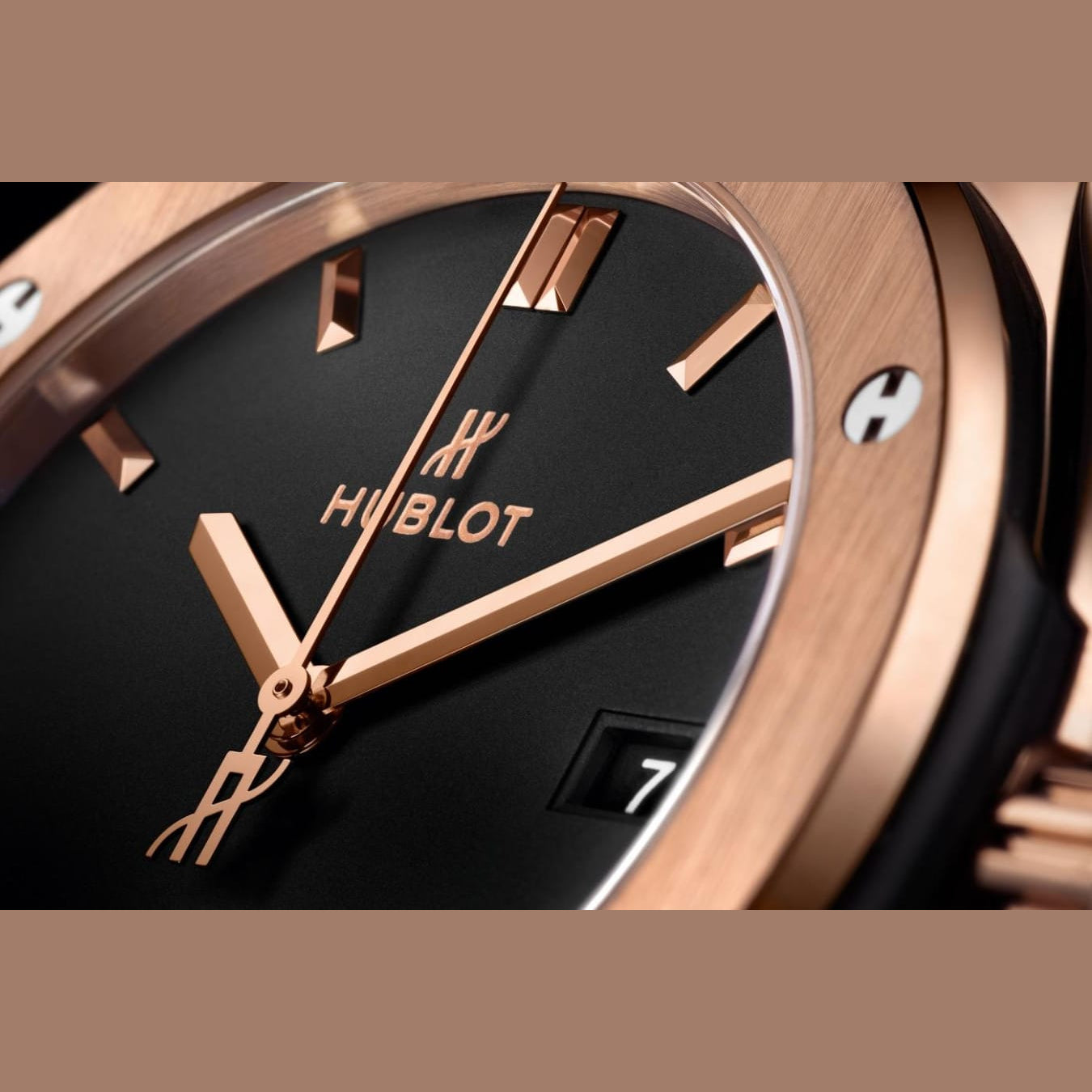 Hublot 542.OX.1181.RX Classic Fusion King Gold 42mm