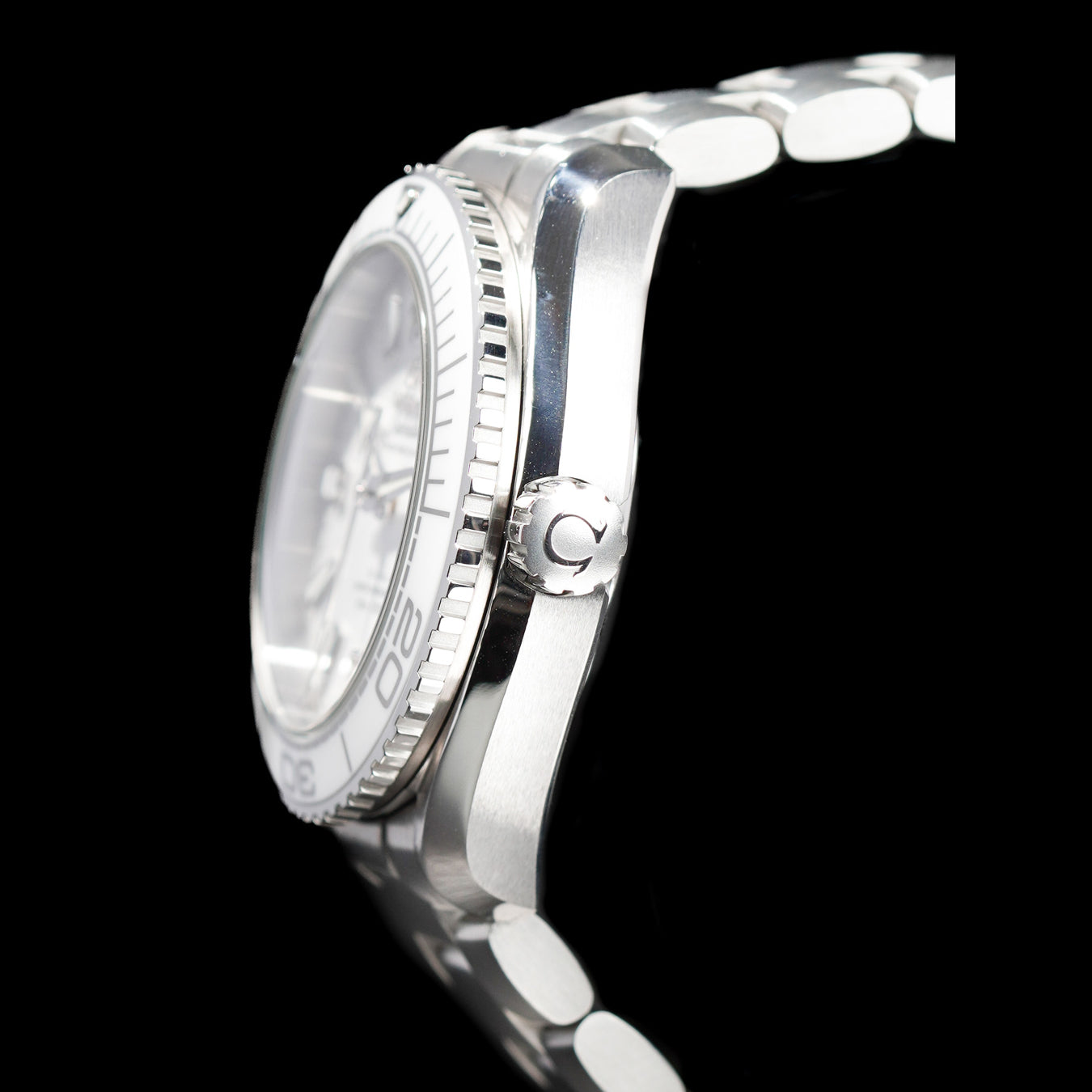 Omega 215.30.40.20.04.001 Seamaster Planet Ocean 600M Co-Axial Master Chronometer