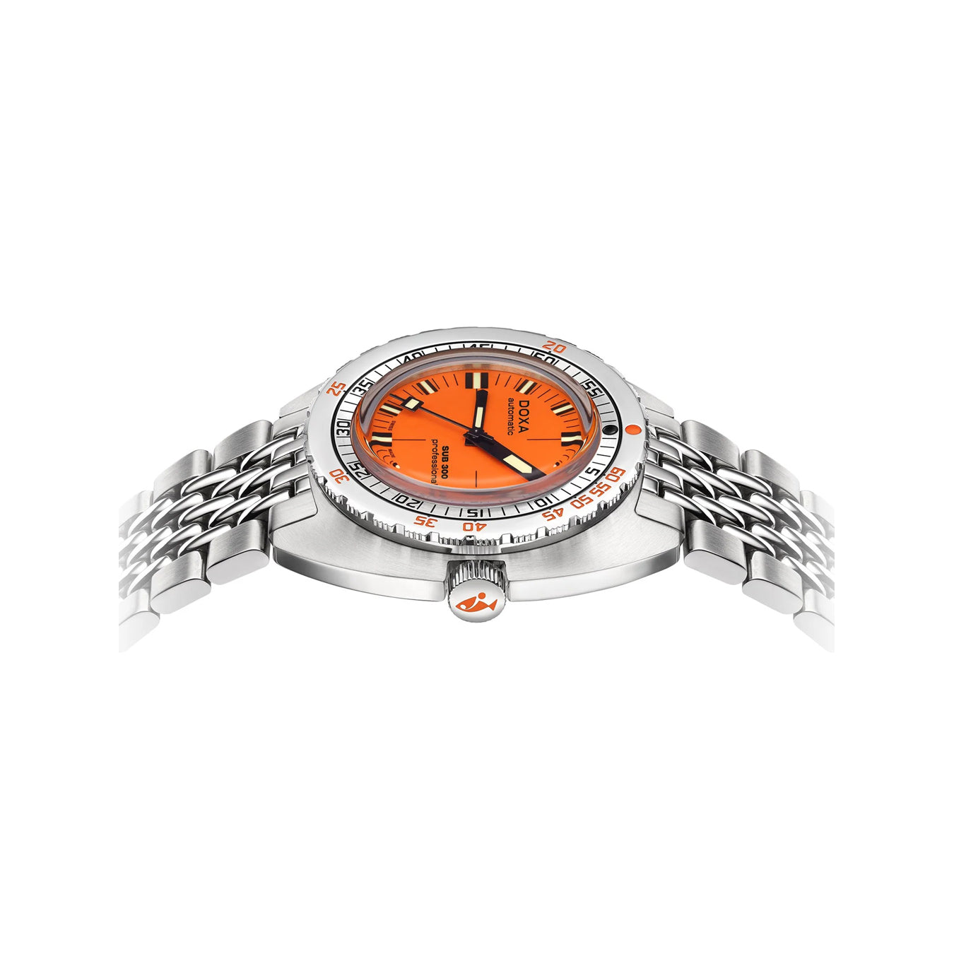 DOXA Sub 300 Professional 821.10.351.10 on Bracelet