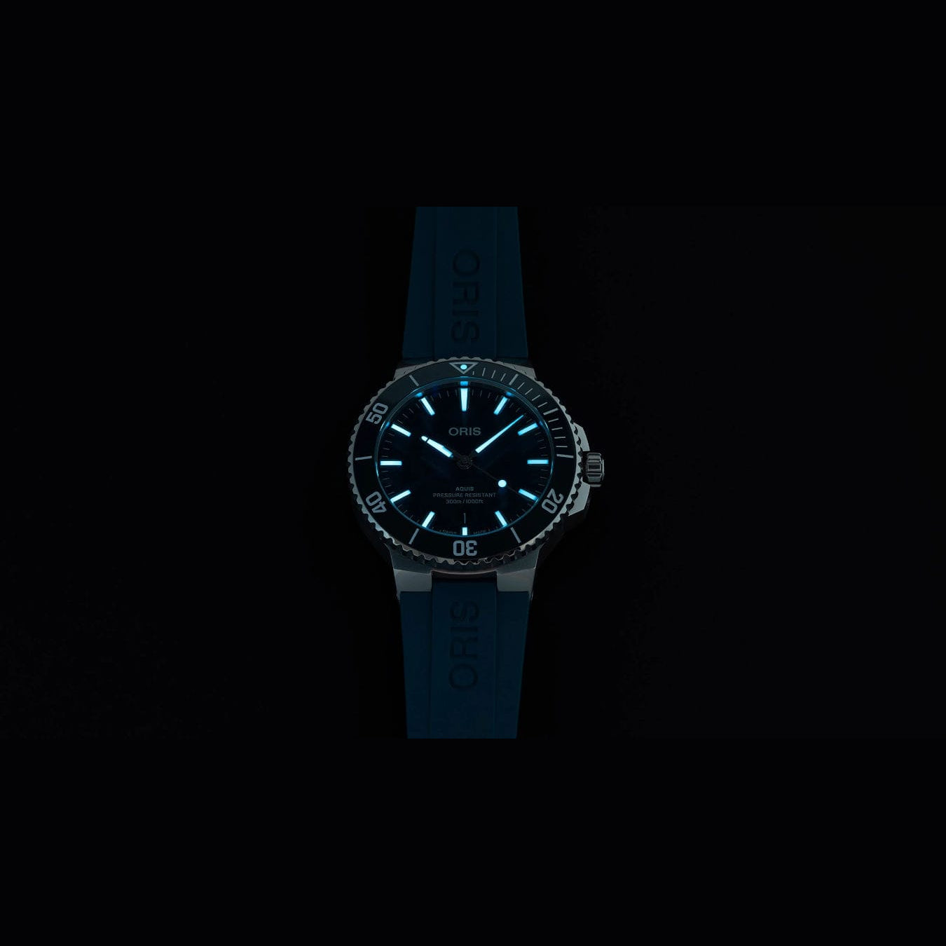 Oris 01 733 7787 4135-07 4 22 35Fc Aquis Date