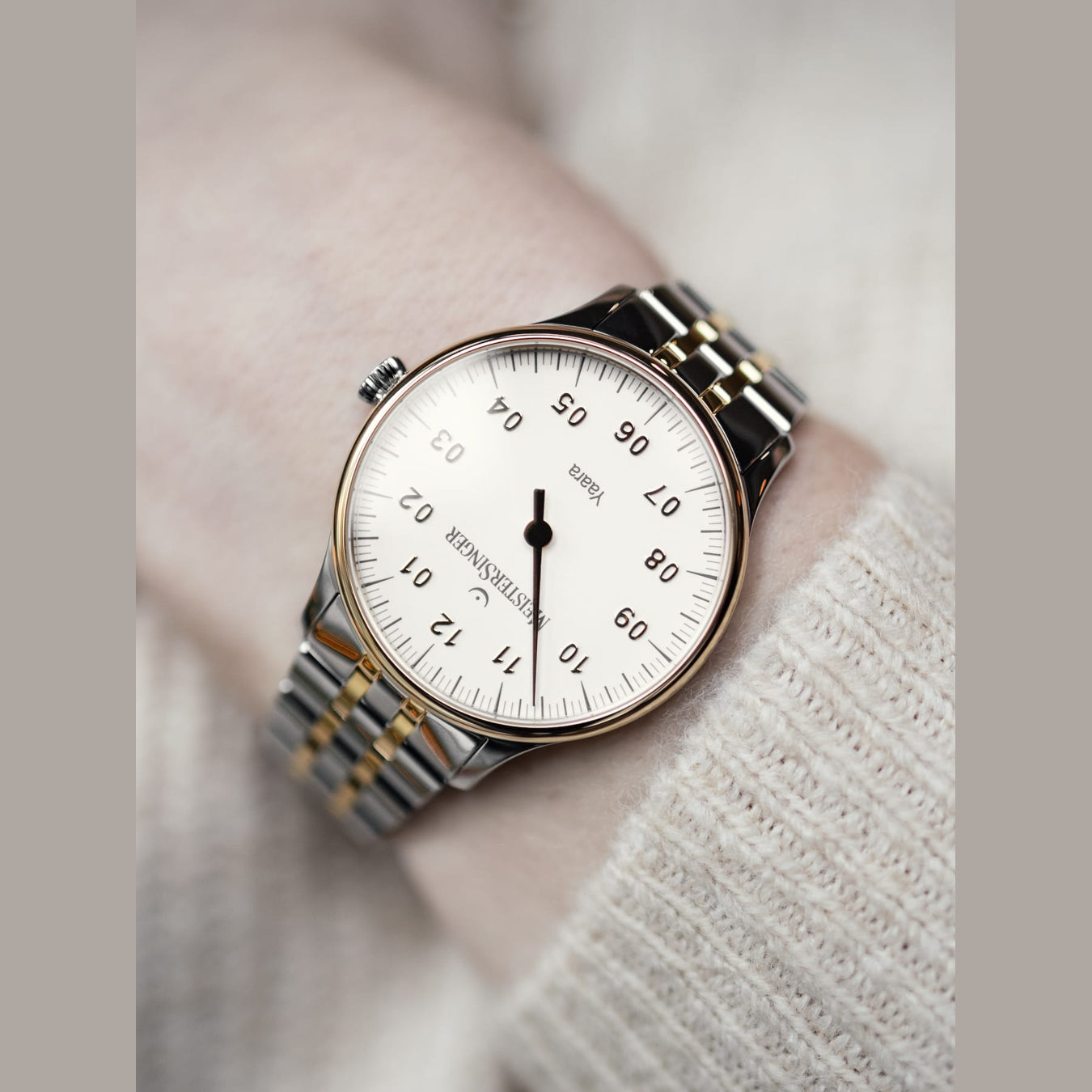 MeisterSinger YA901G White