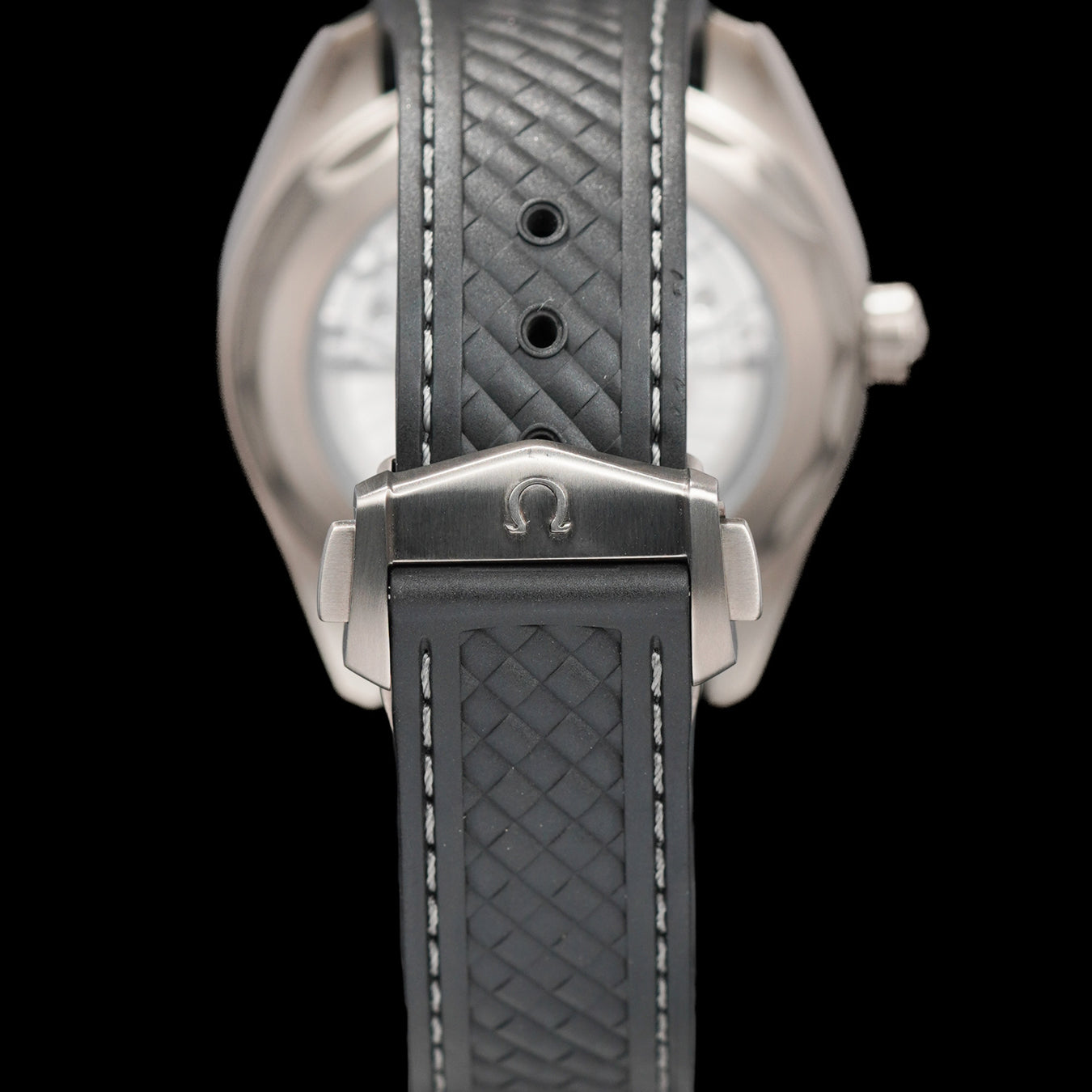 Omega 220.92.43.22.99.001 Seamaster Titanium Chronometer
