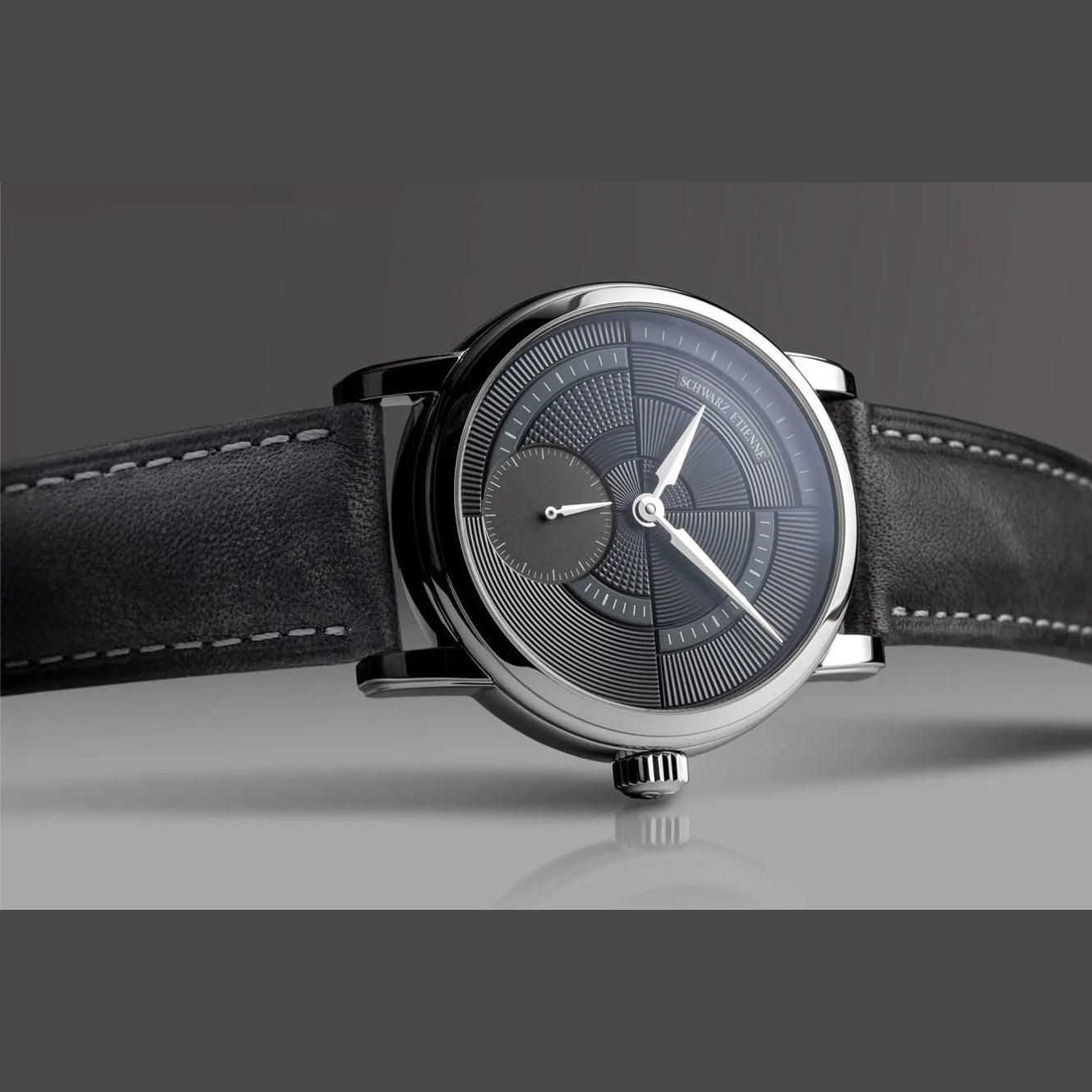 Schwarz Etienne Geometry Black