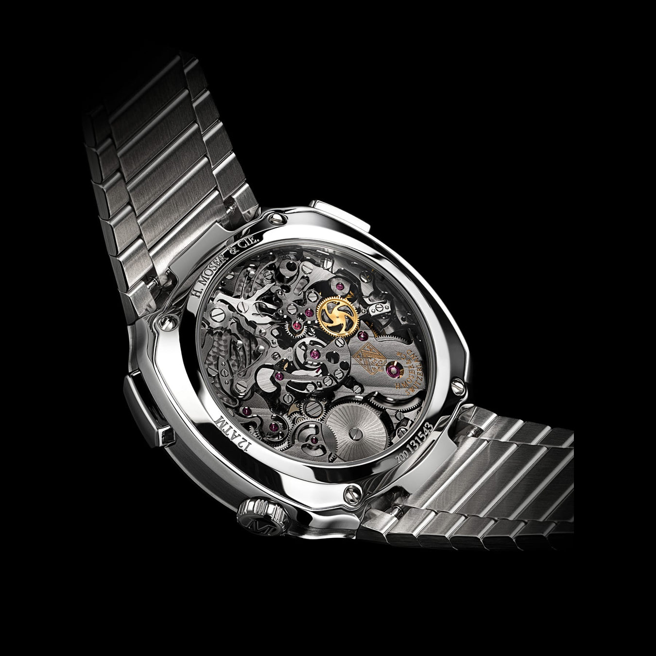 H. Moser & Cie. 6907-1205 Streamliner Flyback Chronograph Matrix Green Fumé