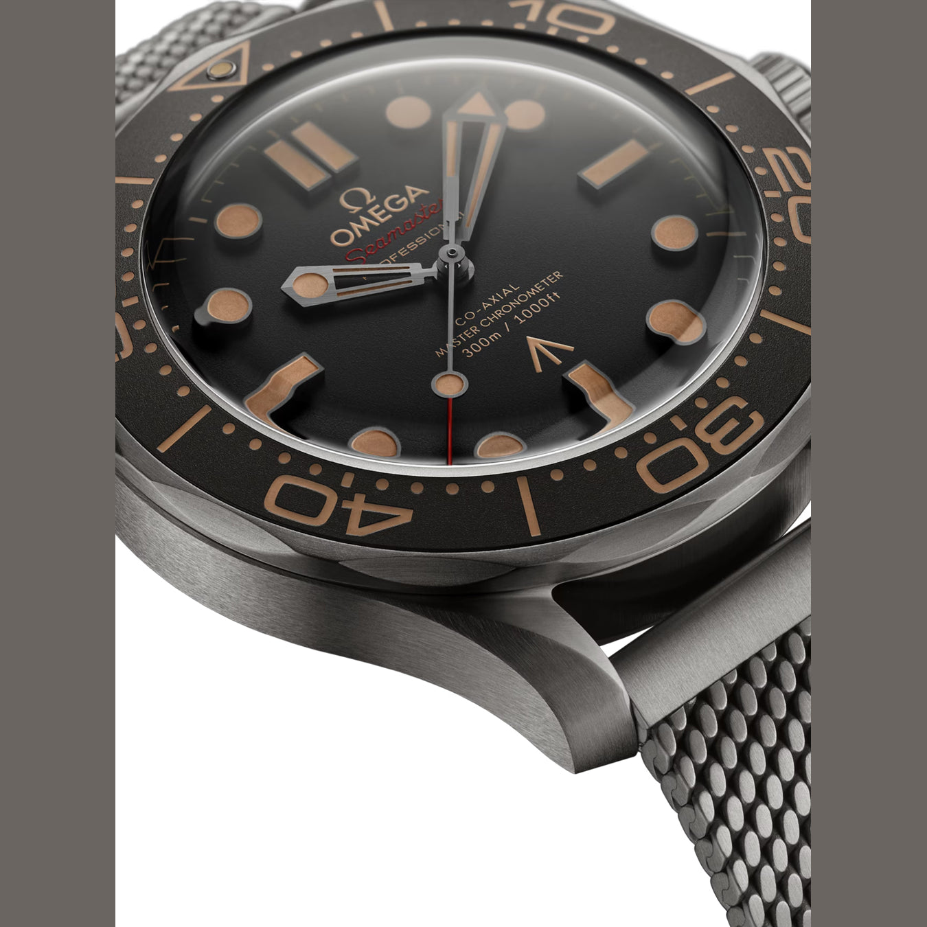 Omega Seamaster Diver 300 007 James Bond Edition on Bracelet