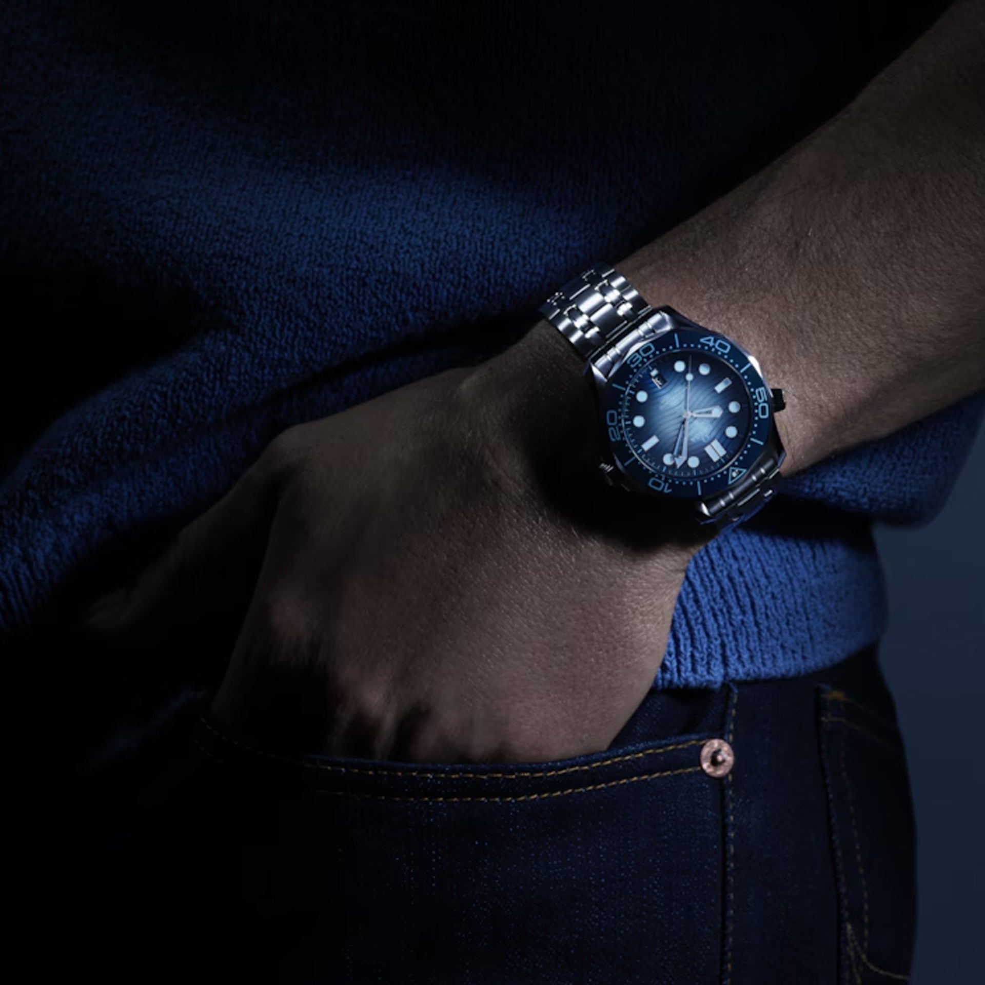 Omega 210.30.42.20.03.003 Seamaster Diver 300M Summer Blue on Bracelet