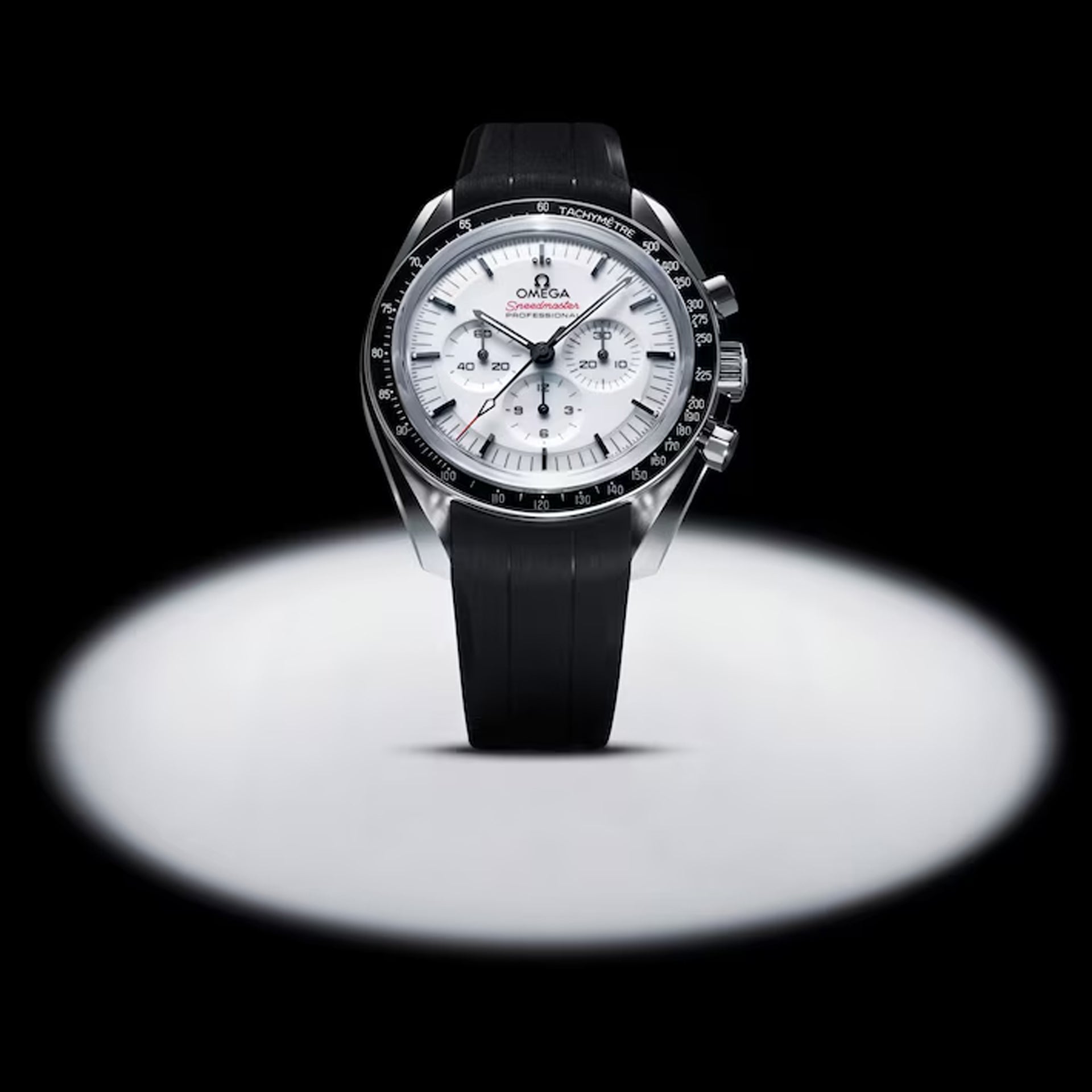 Omega Speedmaster Moonwatch Professional White Dial on Rubber Strap