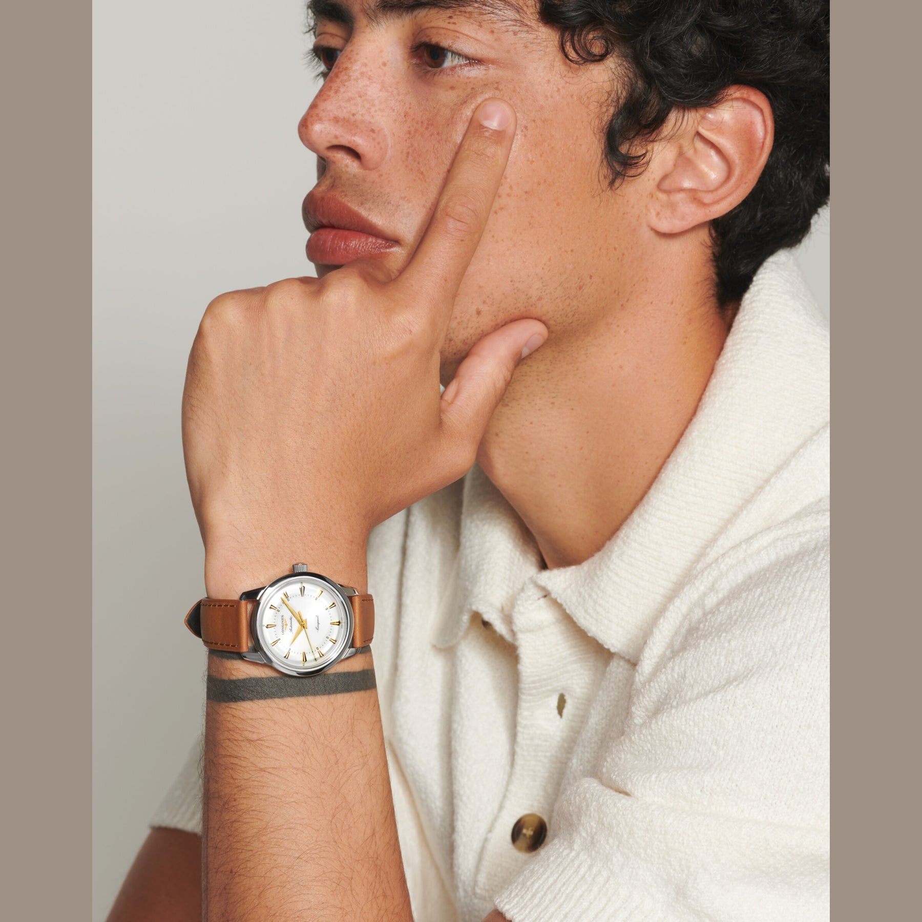 Longines L1.649.4.72.2 Conquest Heritage