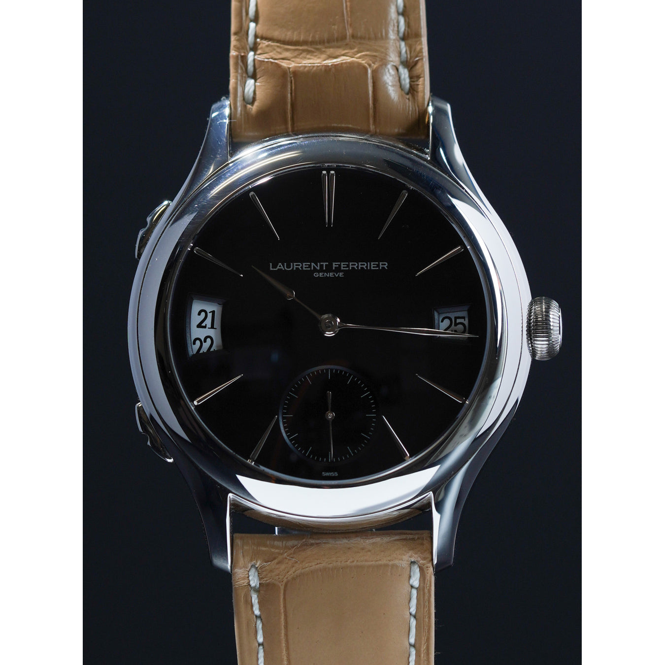 Laurent Ferrier LCF.007.AC.N1G Classic Traveller Black Opaline Black Dial