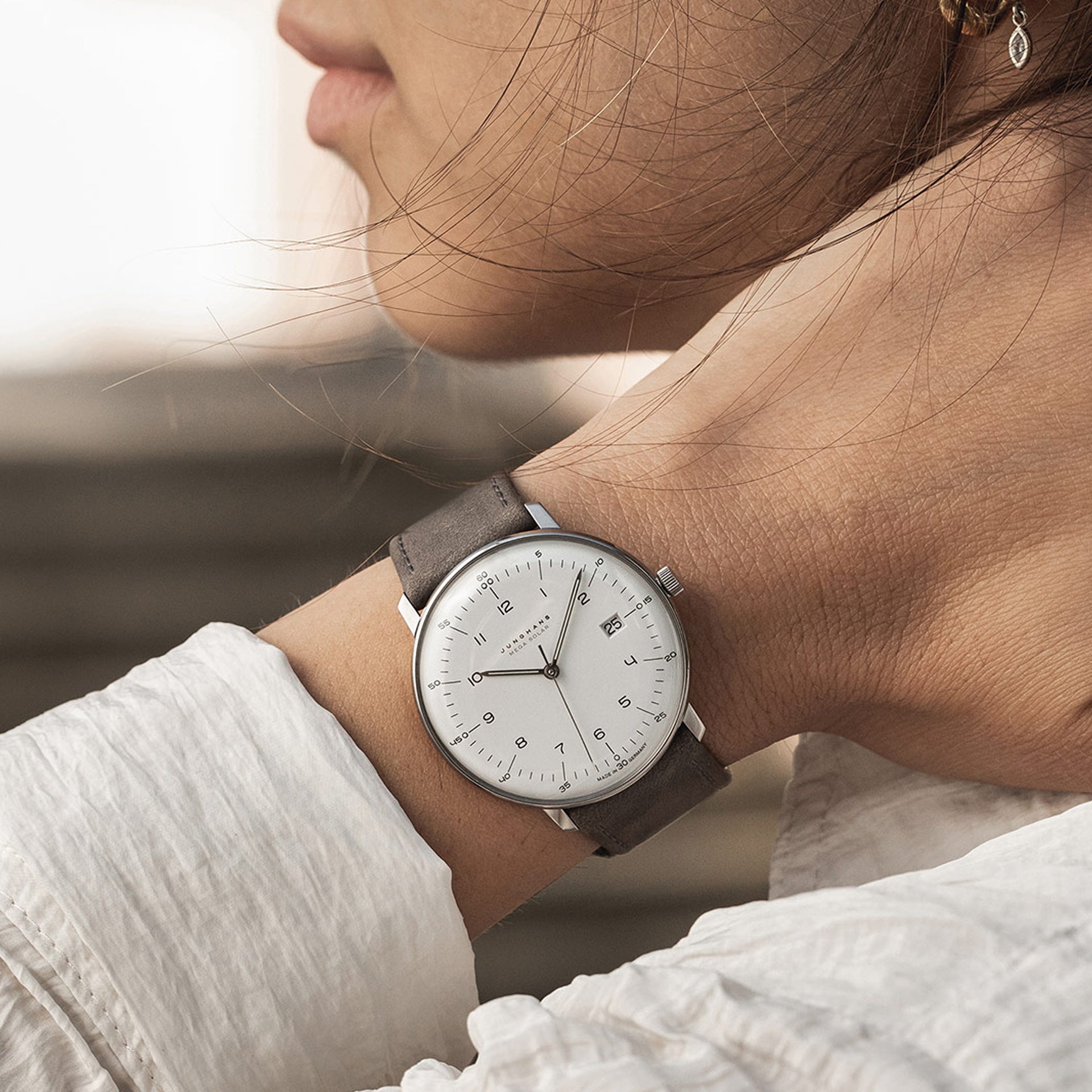 Junghans Max Bill Mega Solar 059/2021.02