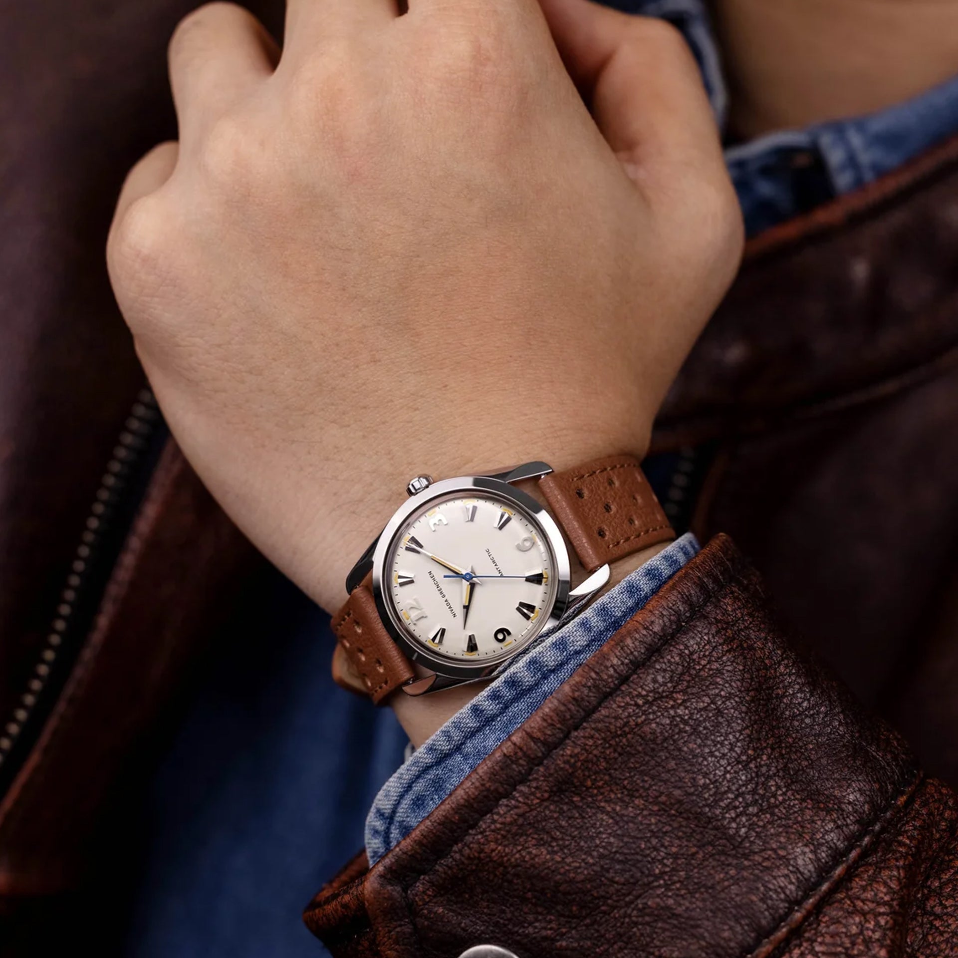 Nivada Grenchen 35001M41 Antarctic 35mm Beige Luminova