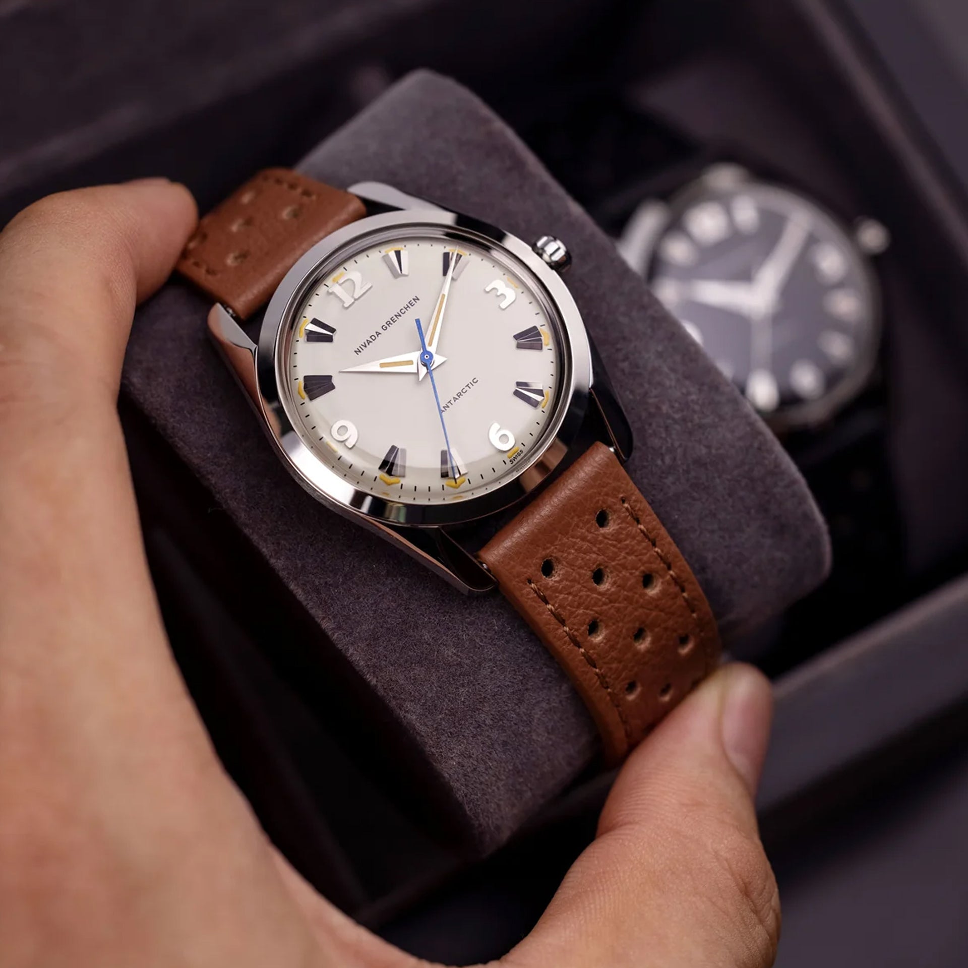 Nivada Grenchen 35001M41 Antarctic 35mm Beige Luminova
