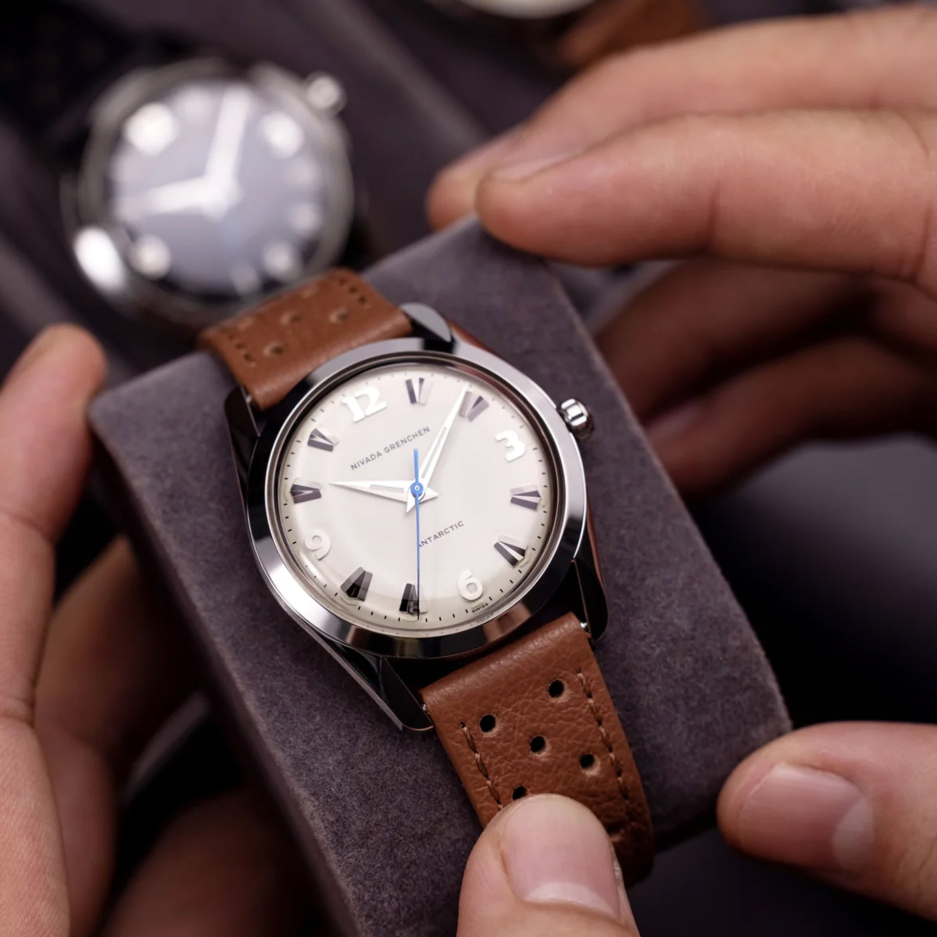 Nivada Grenchen 35004M41 Antarctic 35mm Eggshell White Luminova