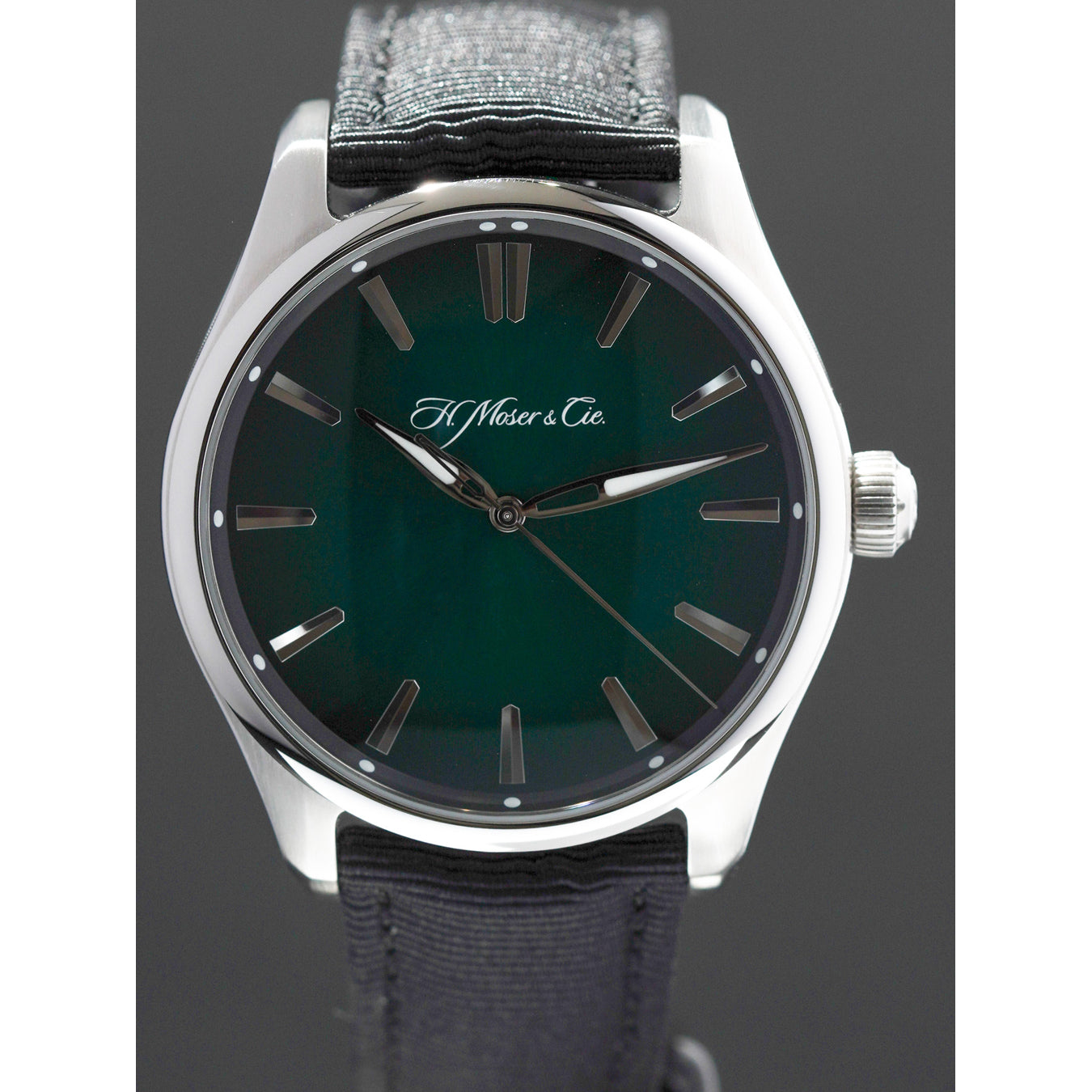 H. Moser & Cie. Pioneer Center Seconds 3200-1202