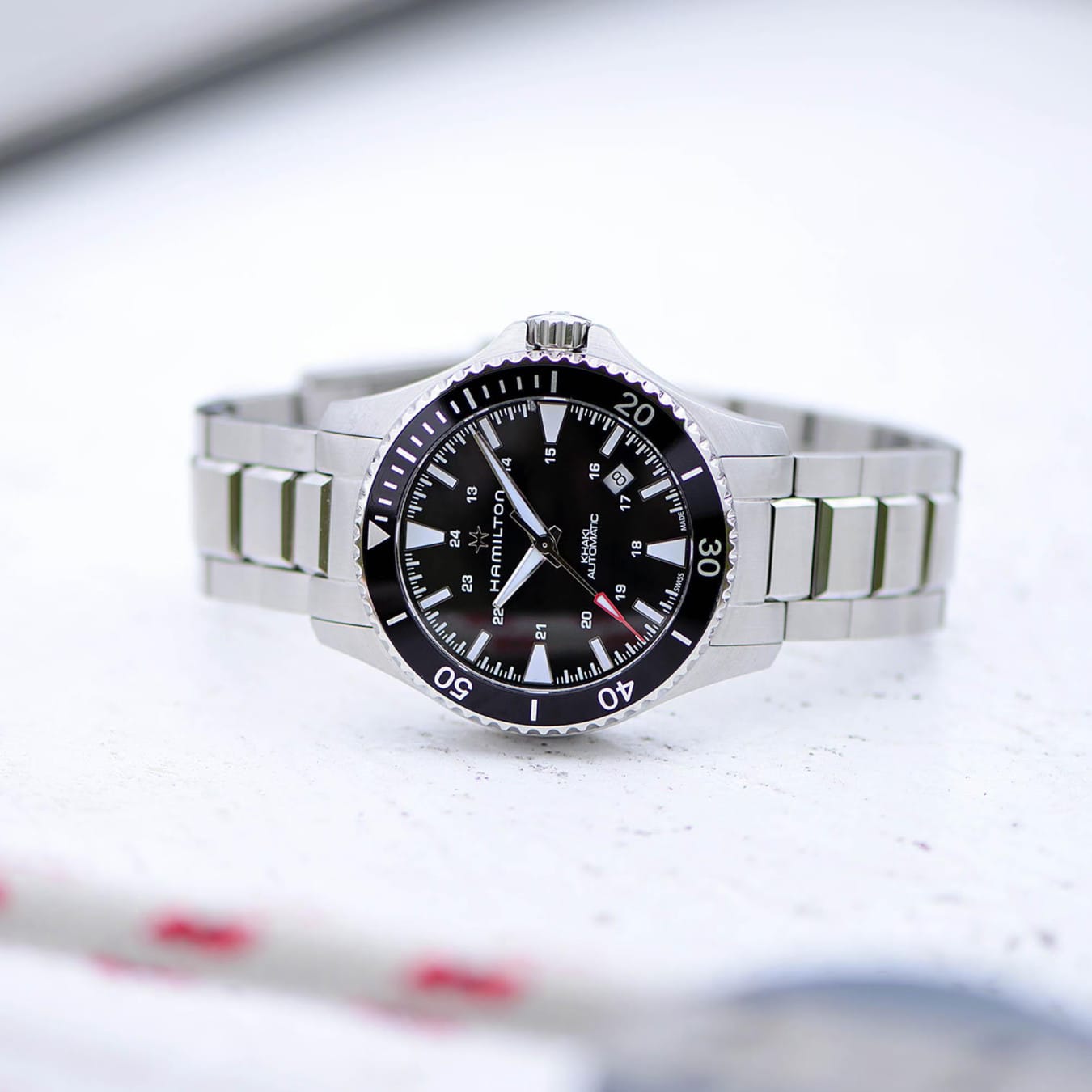 Hamilton H82335131 Khaki Navy Scuba Auto 40mm