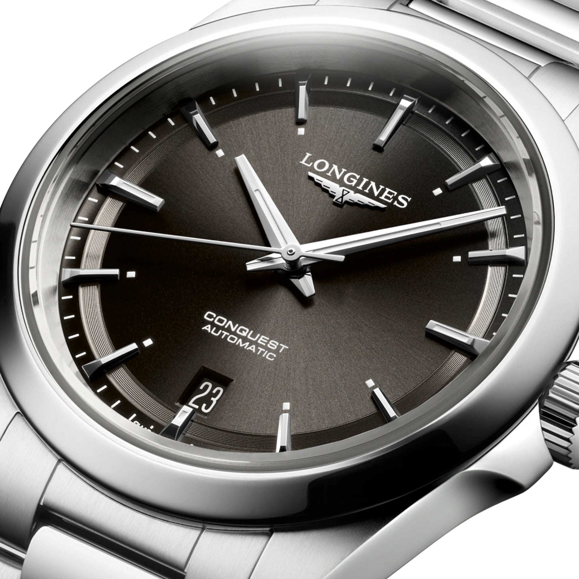 Longines L3.720.4.52.6 Conquest Sunray Black Dial on Bracelet