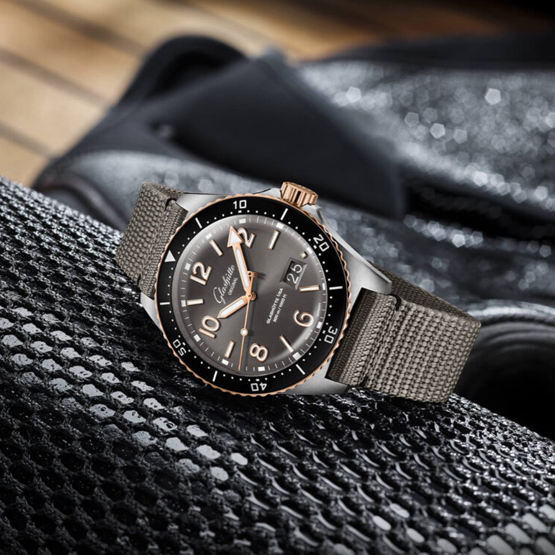 Glashütte Original SeaQ Panorama Date Steel and Gold