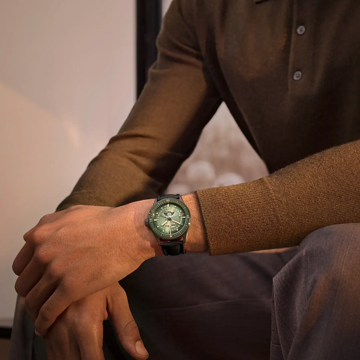Blancpain 5054 0153 B52A Fifty Fathoms Bathyscaphe Quantieme Complet Phases de Lune Sunburst Green Dial